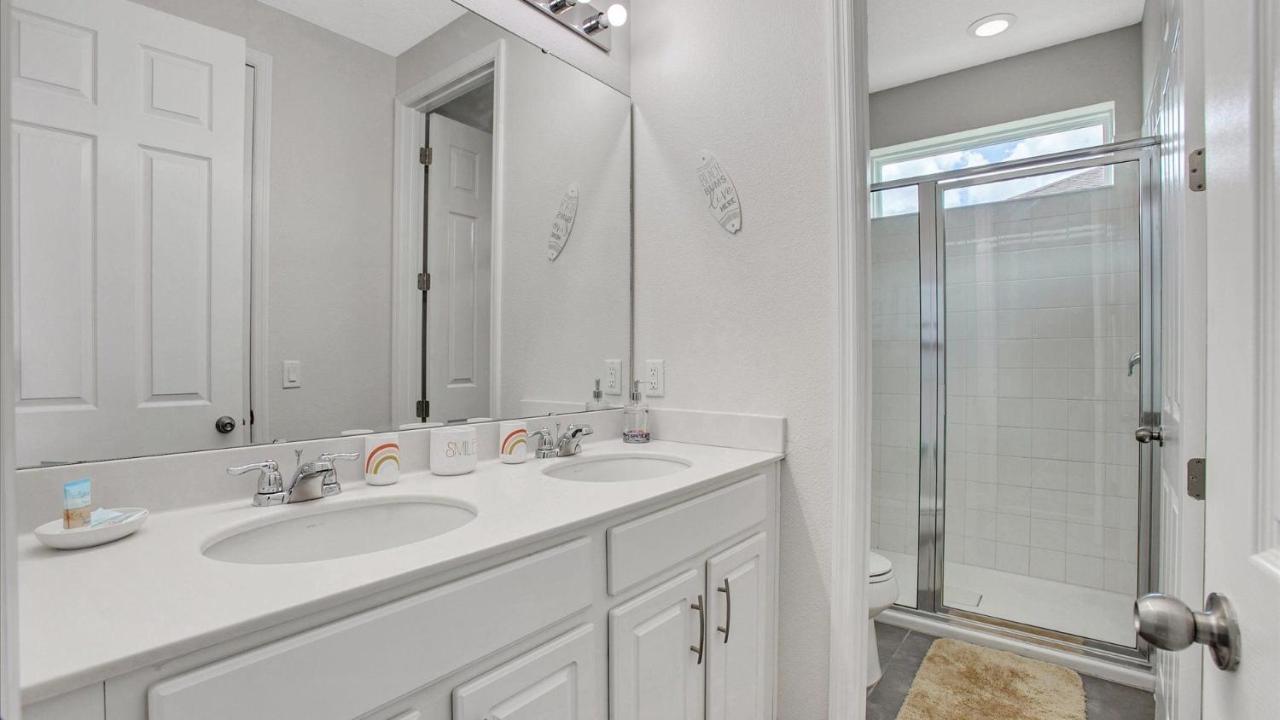 1749 Caribbean View * Kissimmee