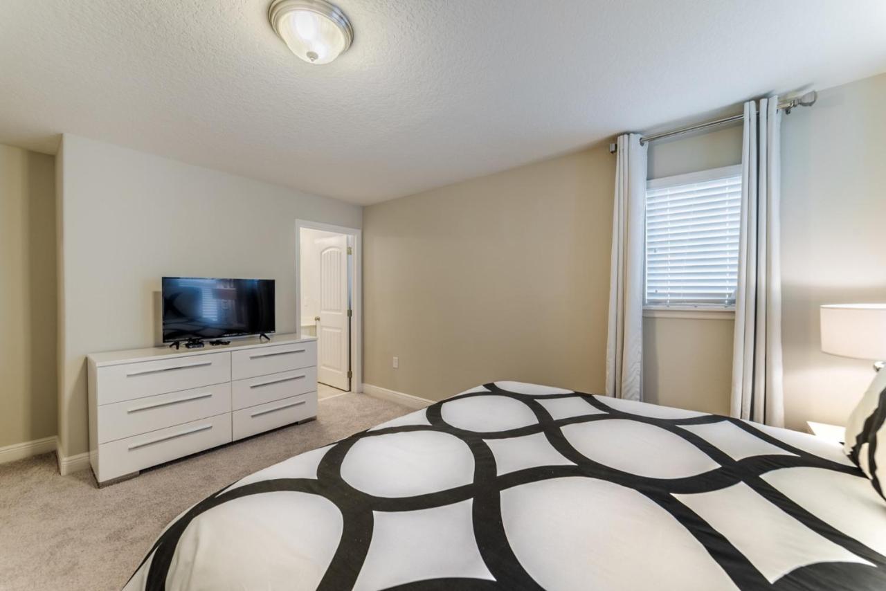 5369 Oakbourne Davenport