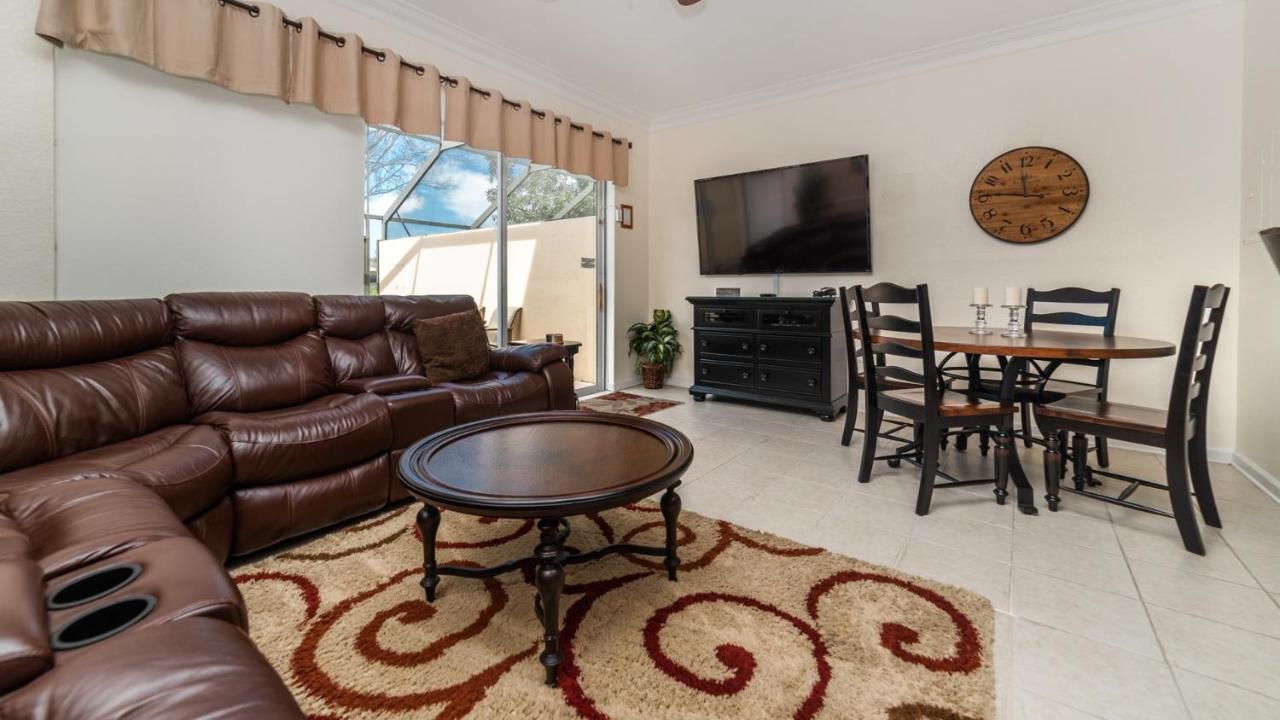 2508 Renshaw Holiday home