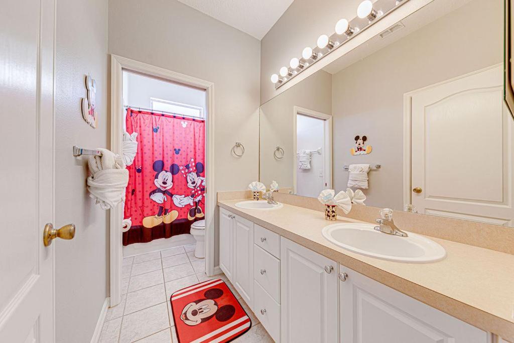 508 -beautiful And Spacious 5 Bedroom With Private Pool And Davenport