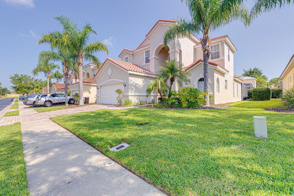 508 -beautiful And Spacious 5 Bedroom With Private Pool And Davenport