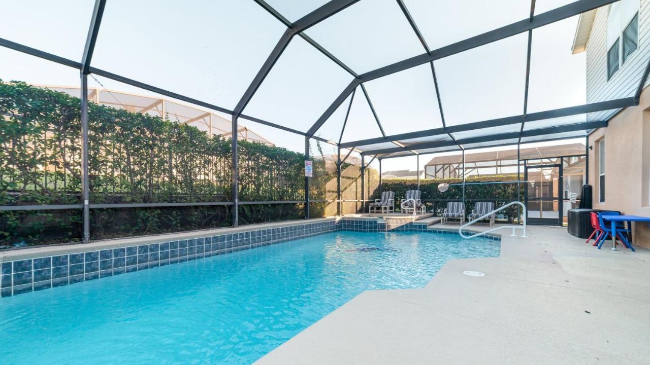 8136 Sun Palm