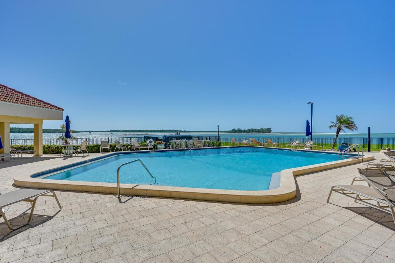 Apartment With Resort-style Amenities!