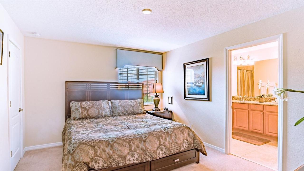 8951 Coco Palm * Kissimmee