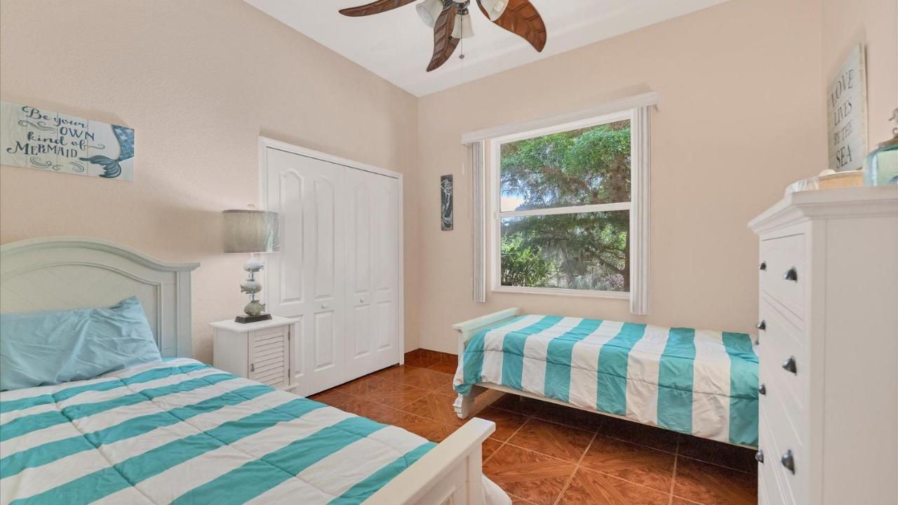 15432 Aribe Holiday home Port Charlotte