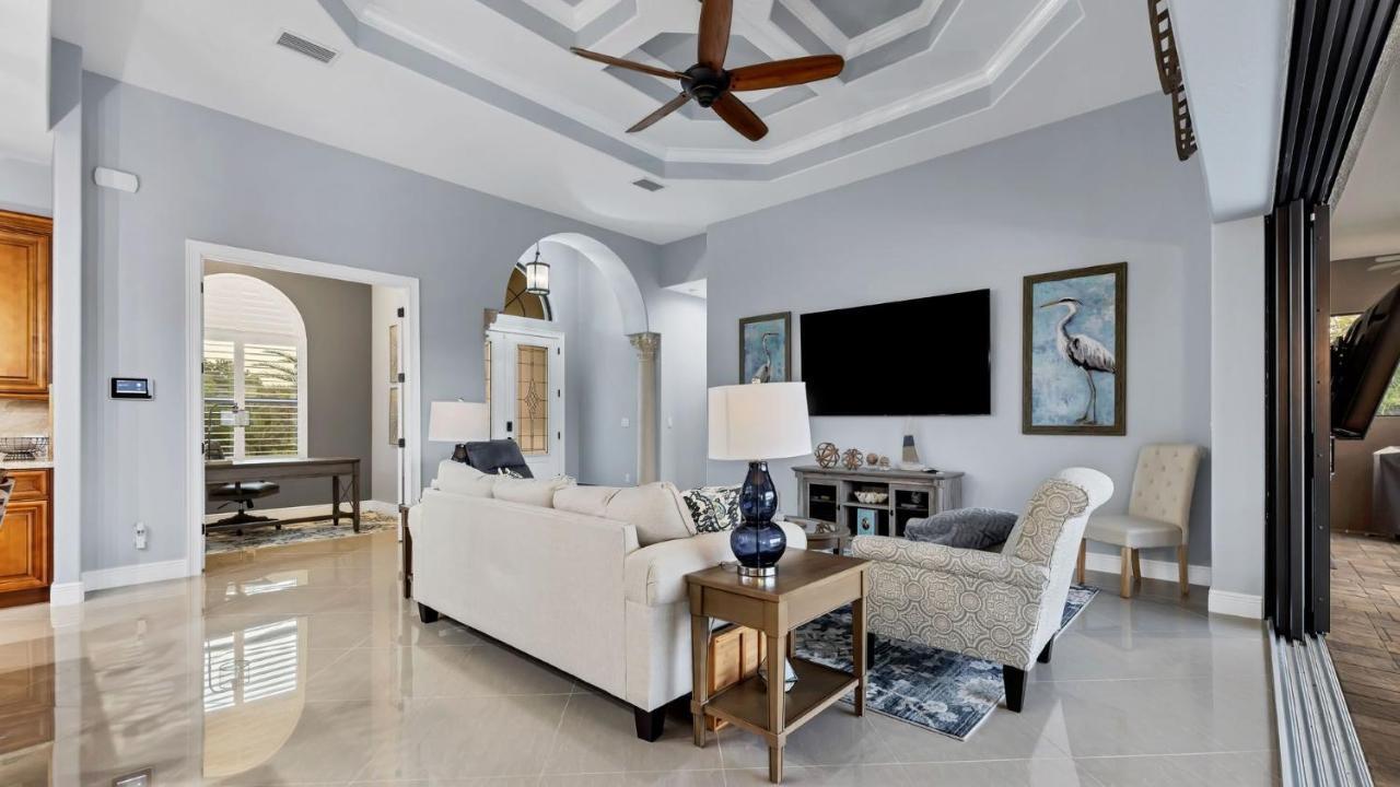 13622 Begonia * Port Charlotte
