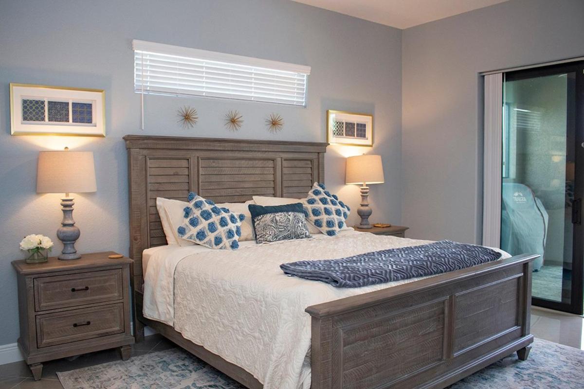 13622 Begonia * Port Charlotte