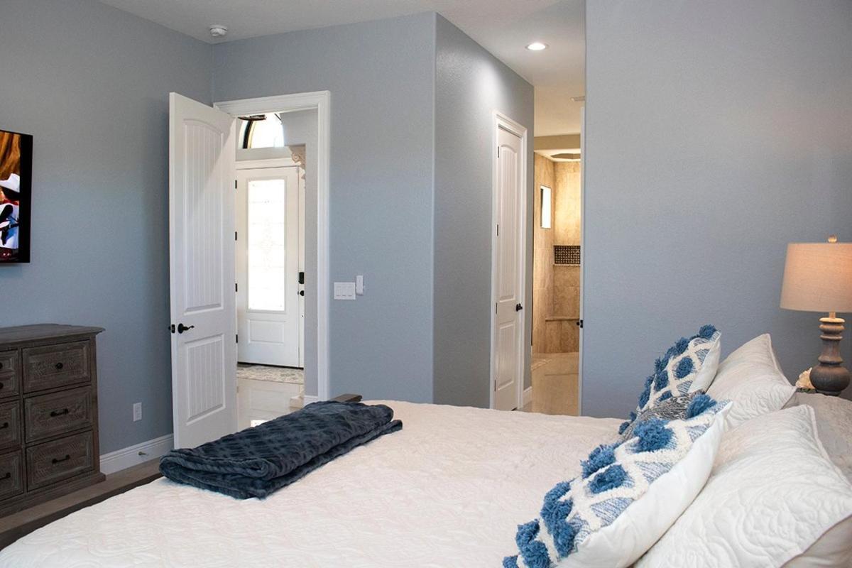 13622 Begonia * Port Charlotte
