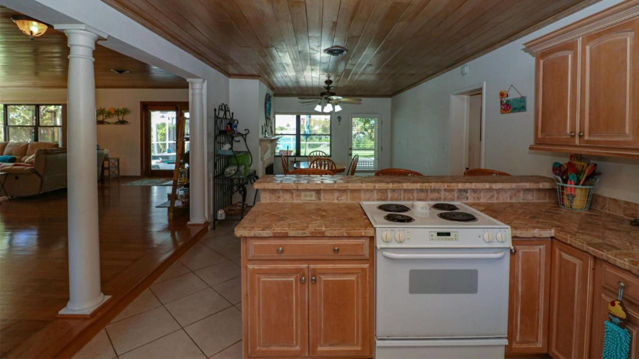 1480 Homestead