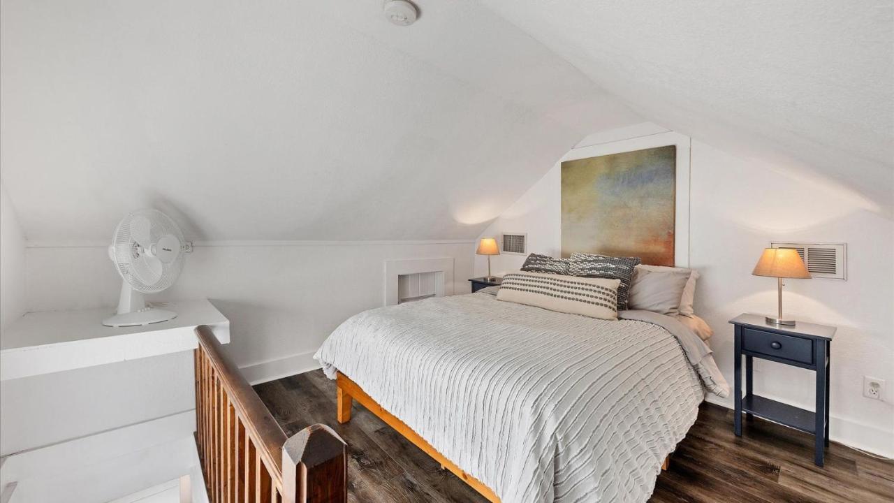Apartment 307 Taylor #b
