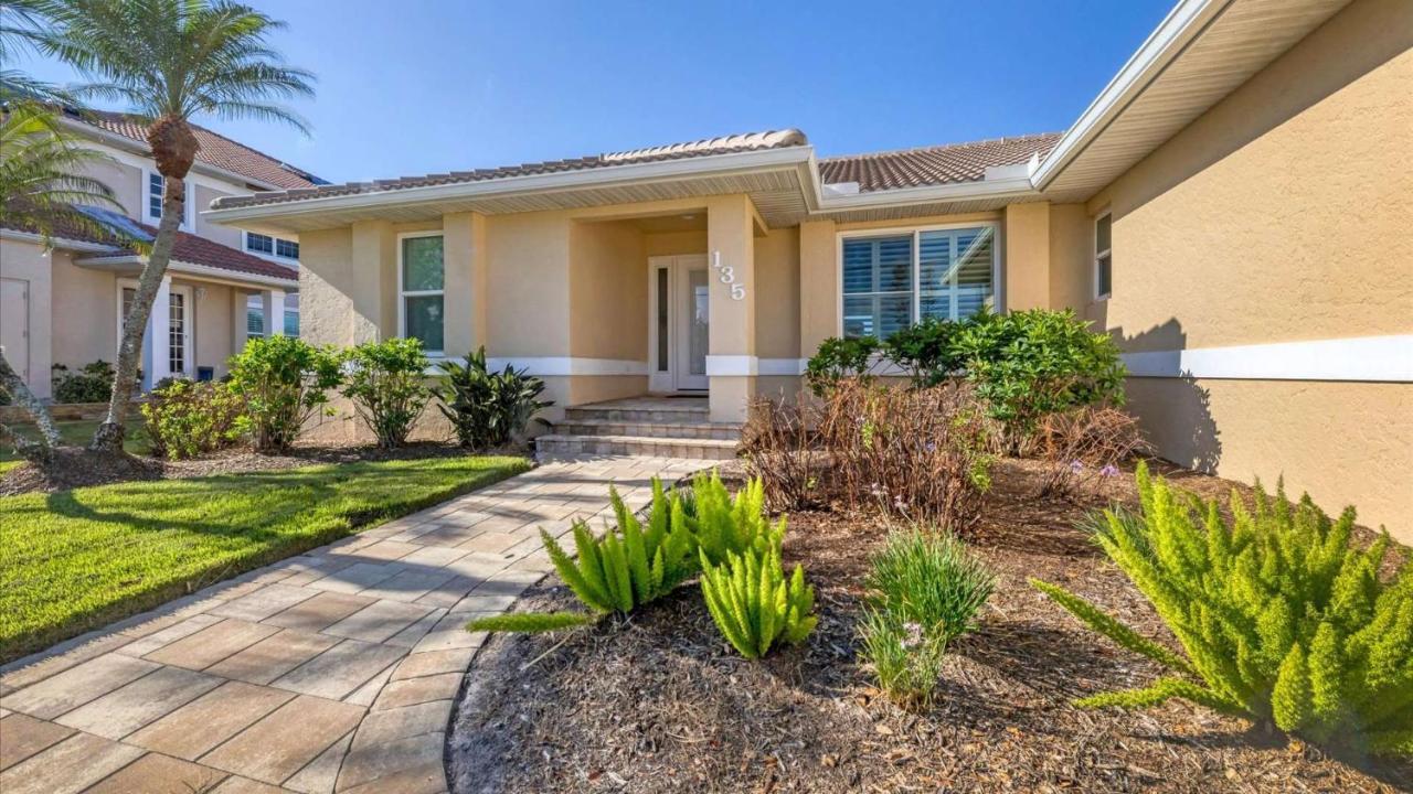 135 Tropicana Holiday home