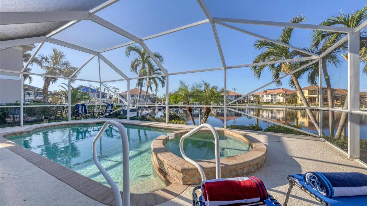 135 Tropicana *