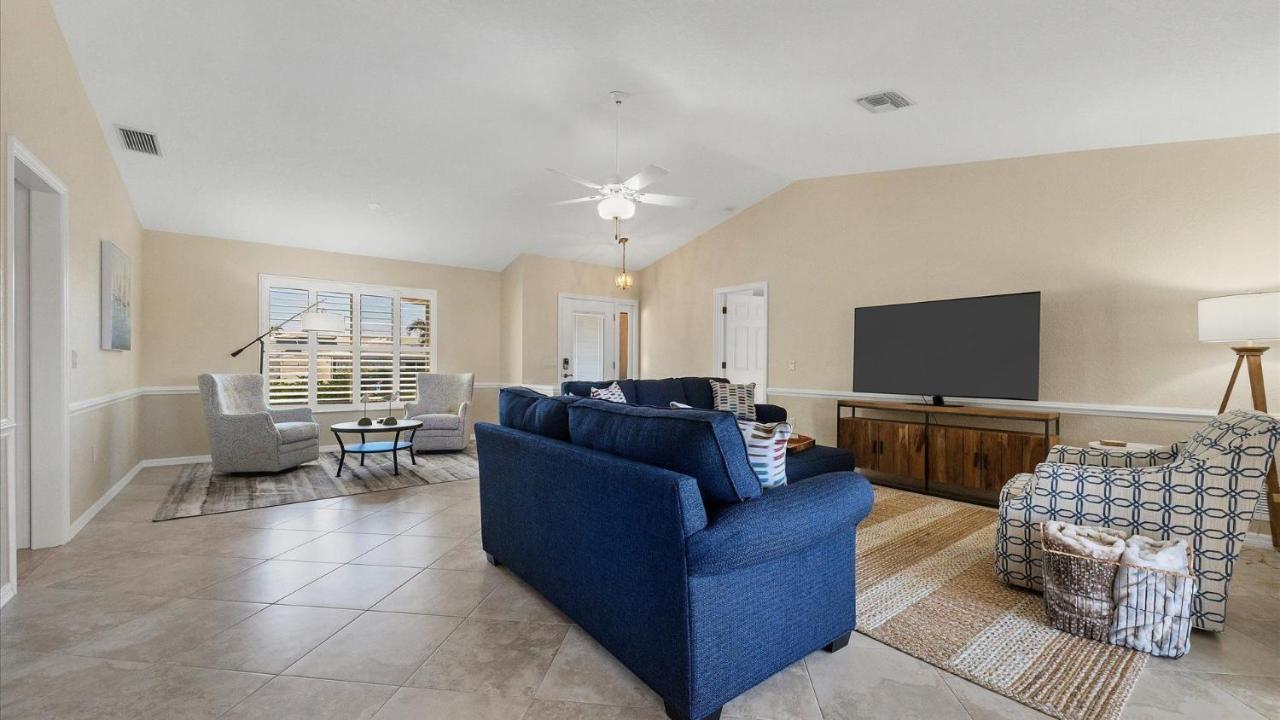 135 Tropicana * Punta Gorda