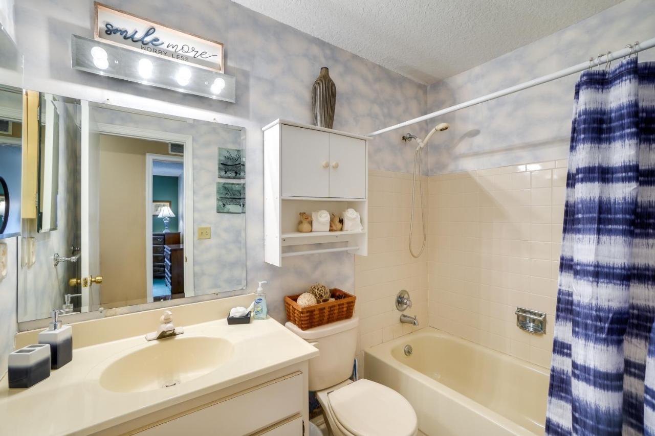 Holiday home Sunny Florida Retreat With Pool, Near Busch Gardens! *