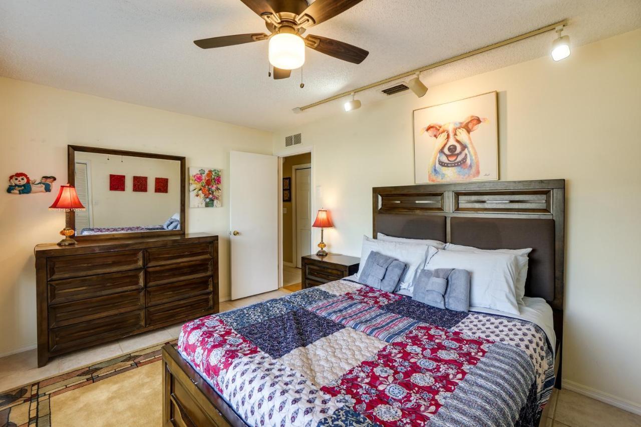 Sunny Florida Retreat With Pool, Near Busch Gardens! Palm Harbor