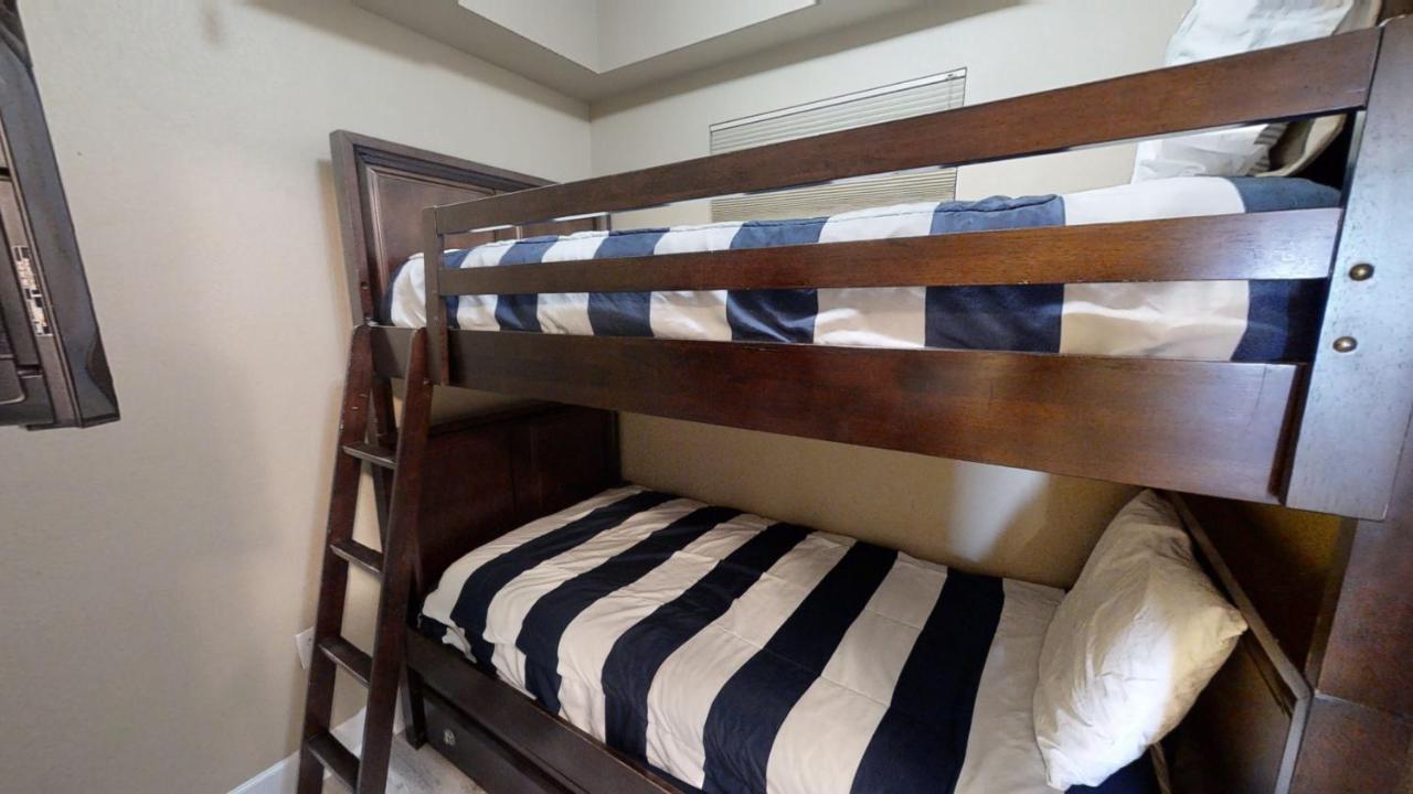 Holiday home Tidewater 1516
