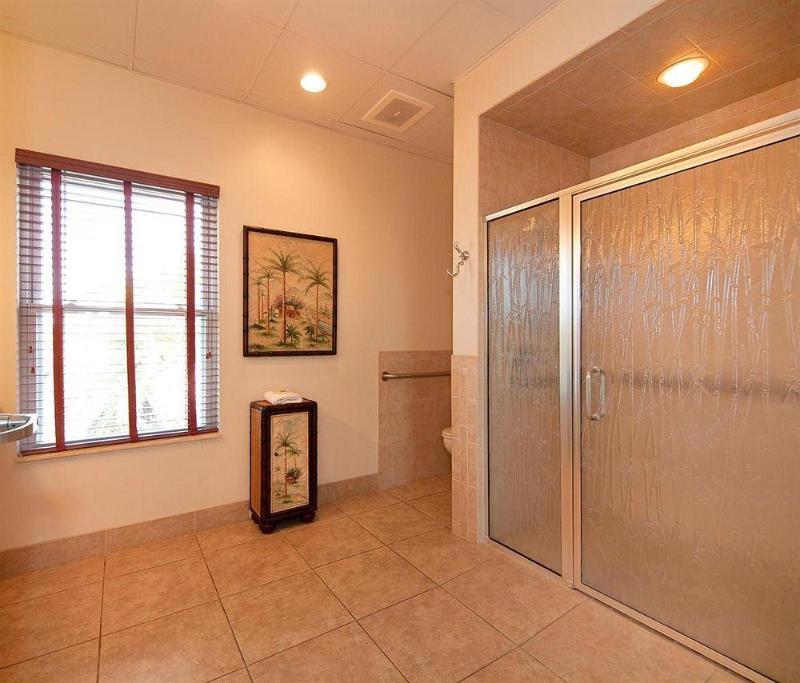 Tahitian Boutique 3* Tampa