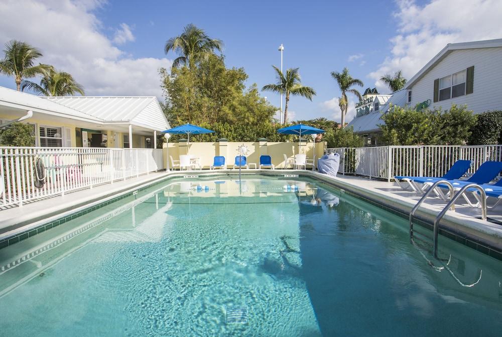 Lemon Tree Hotel Naples