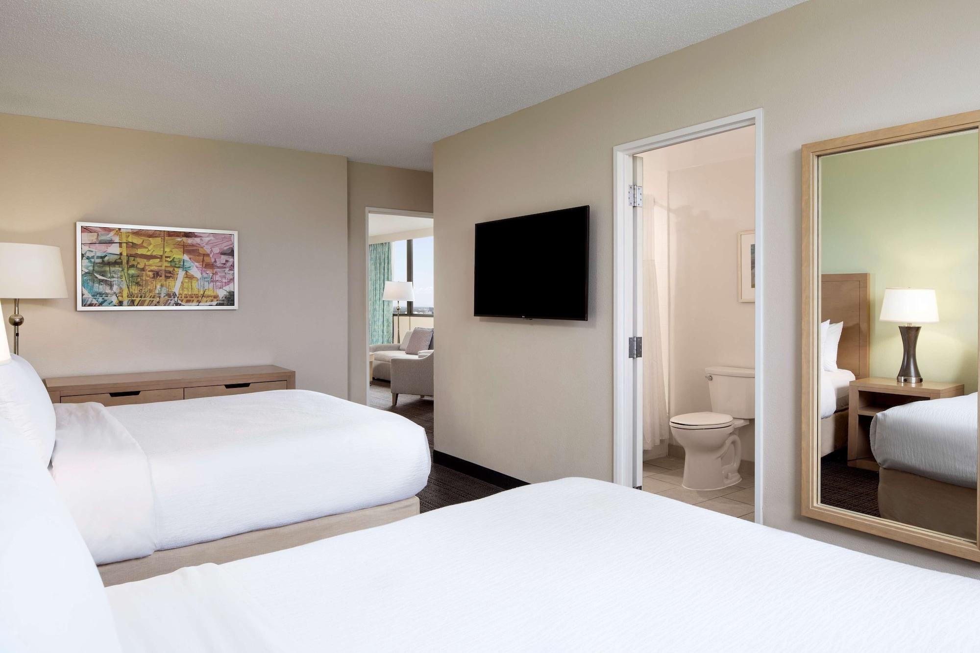 Hotel Embassy By Hilton Airport Westshore