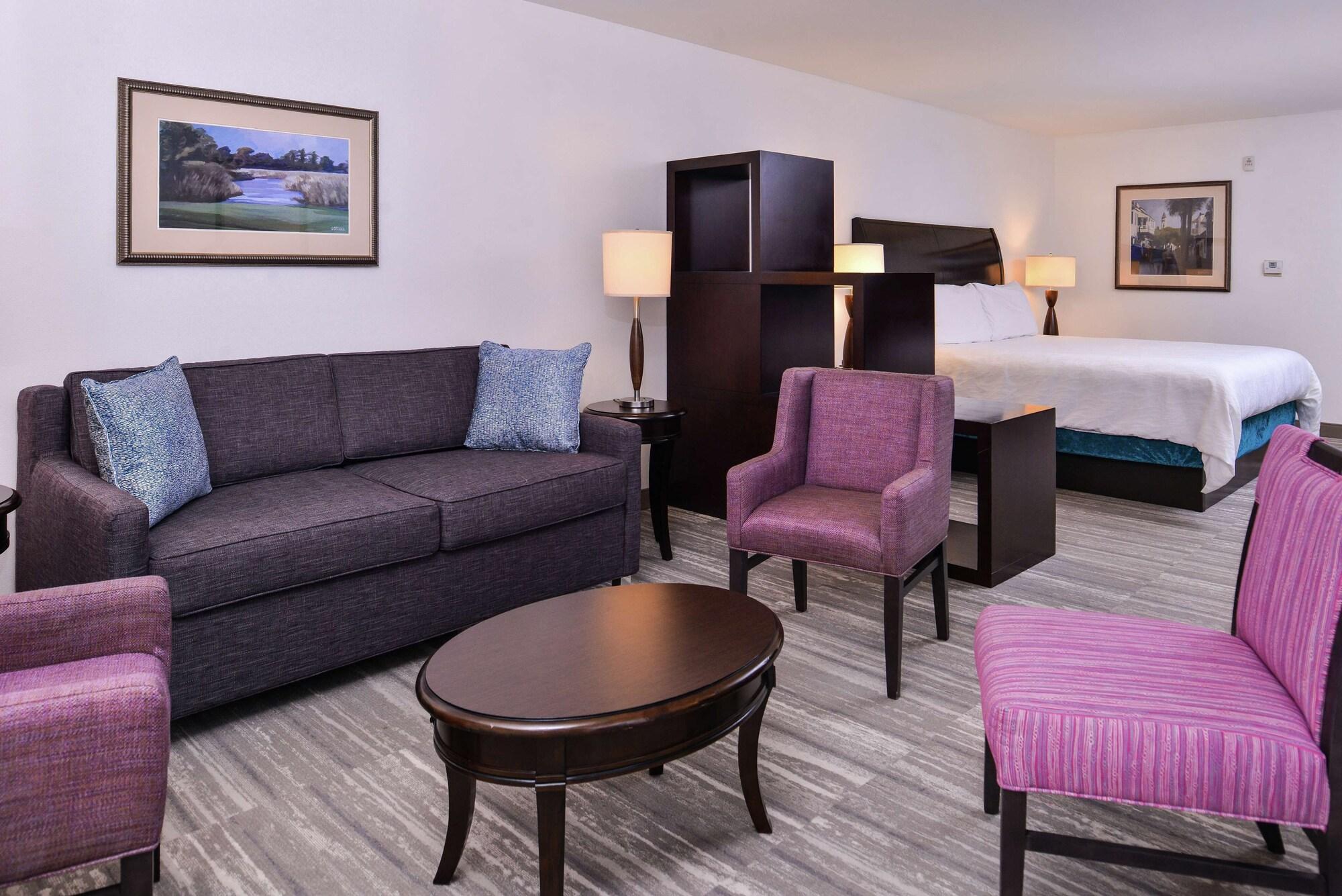 Hilton Garden Downtown Southbank Hotel