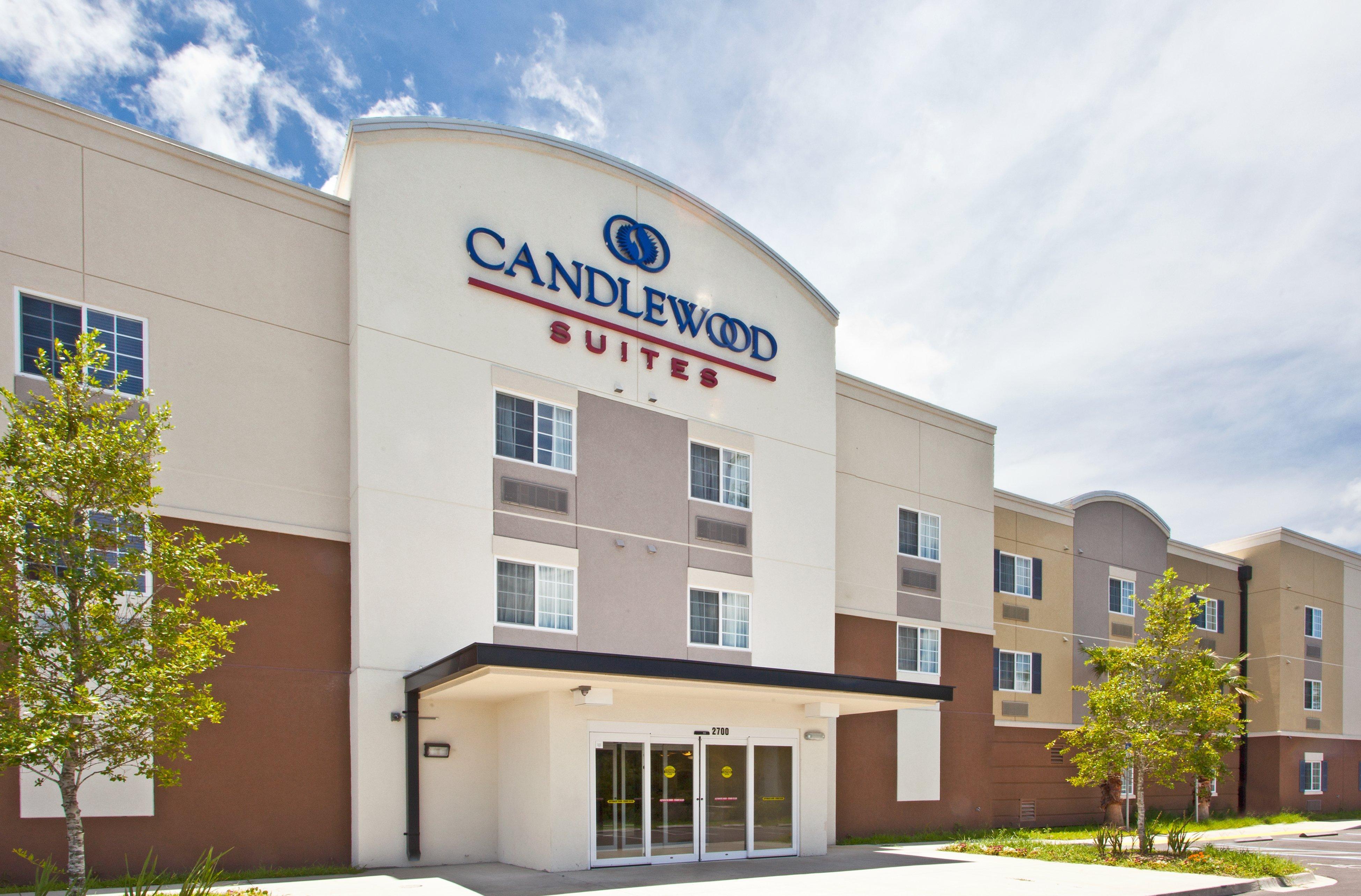 Hotel Candlewood East Merril Road By Ihg