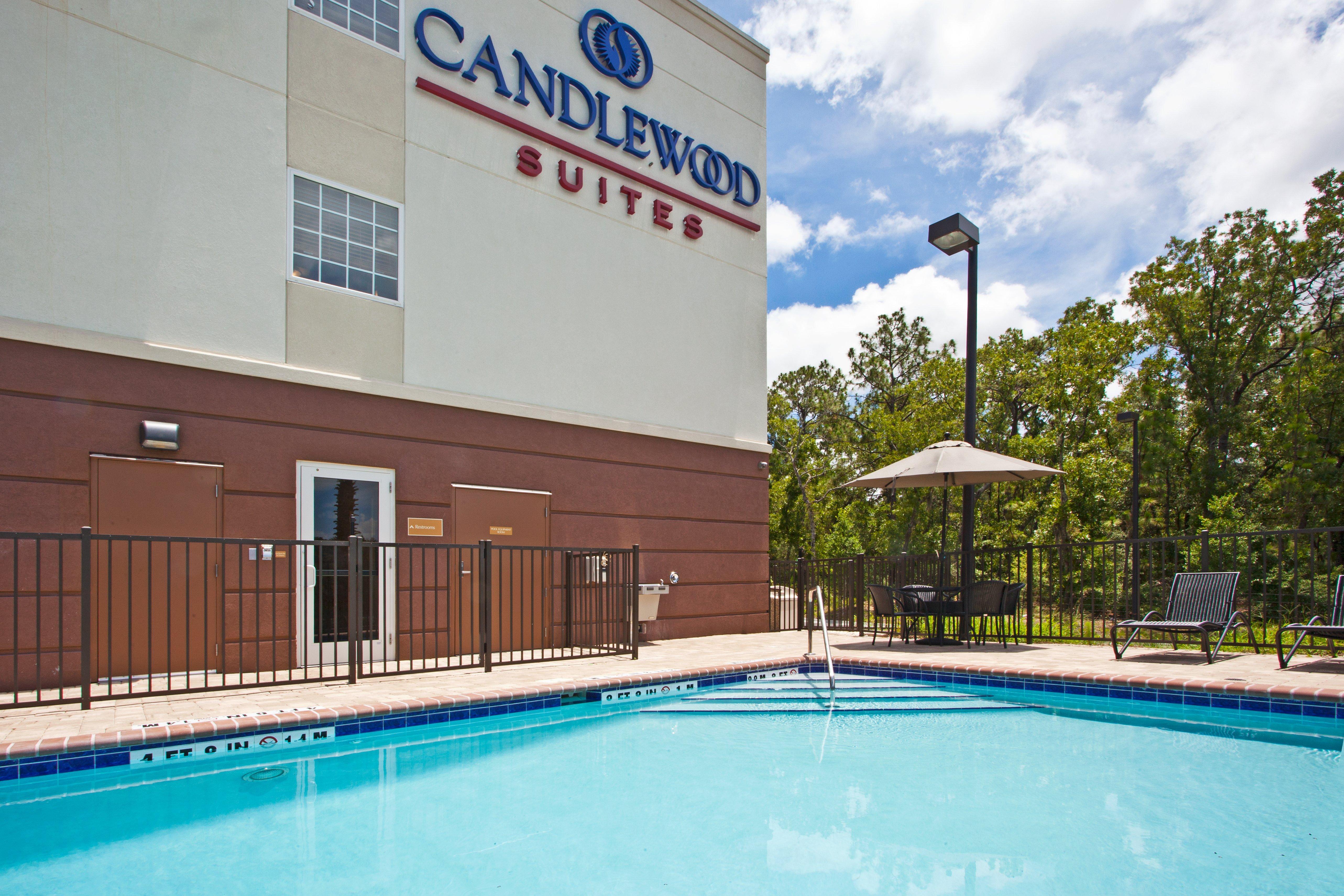 Hotel Candlewood East Merril Road By Ihg