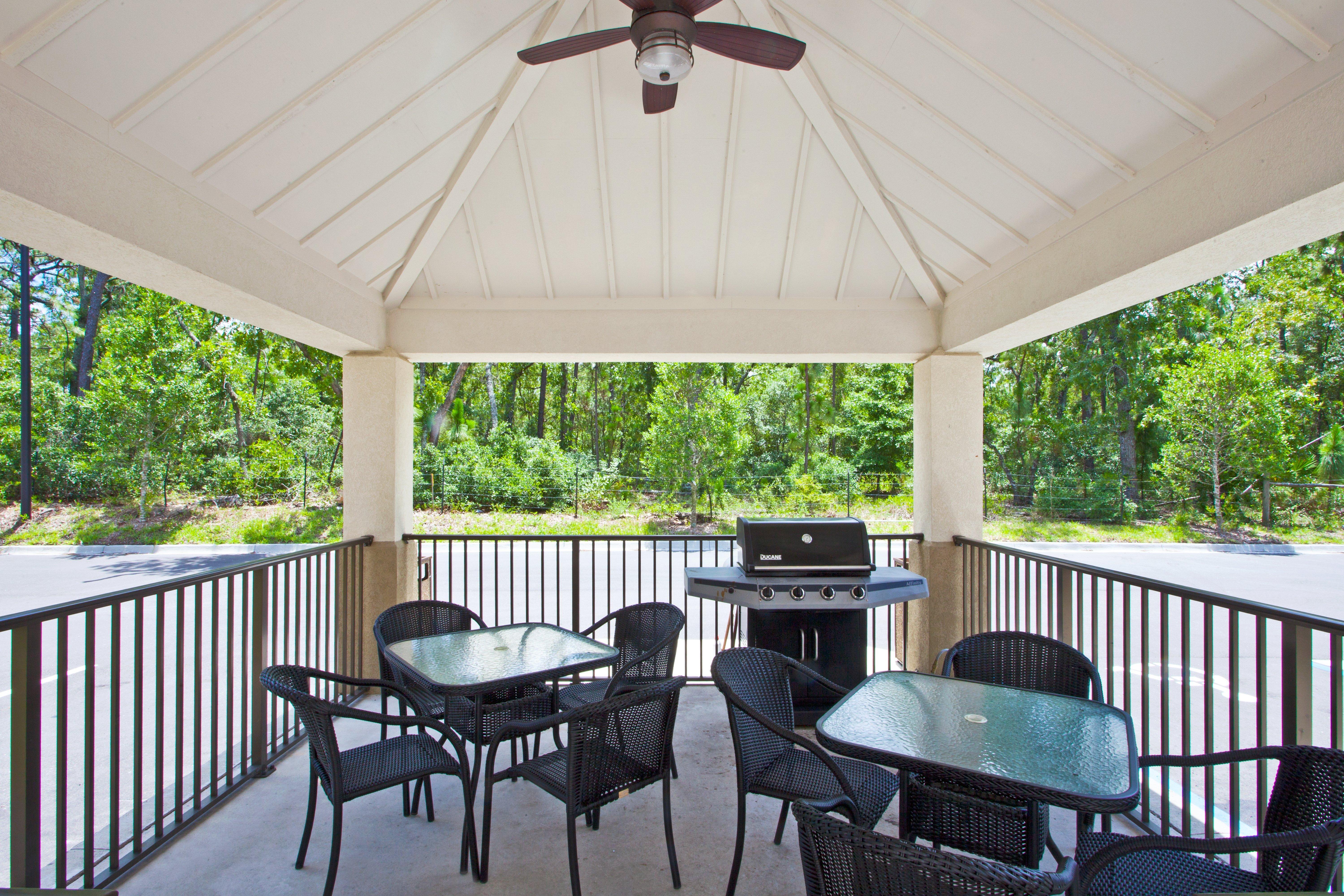 Candlewood East Merril Road By Ihg 2* Jacksonville