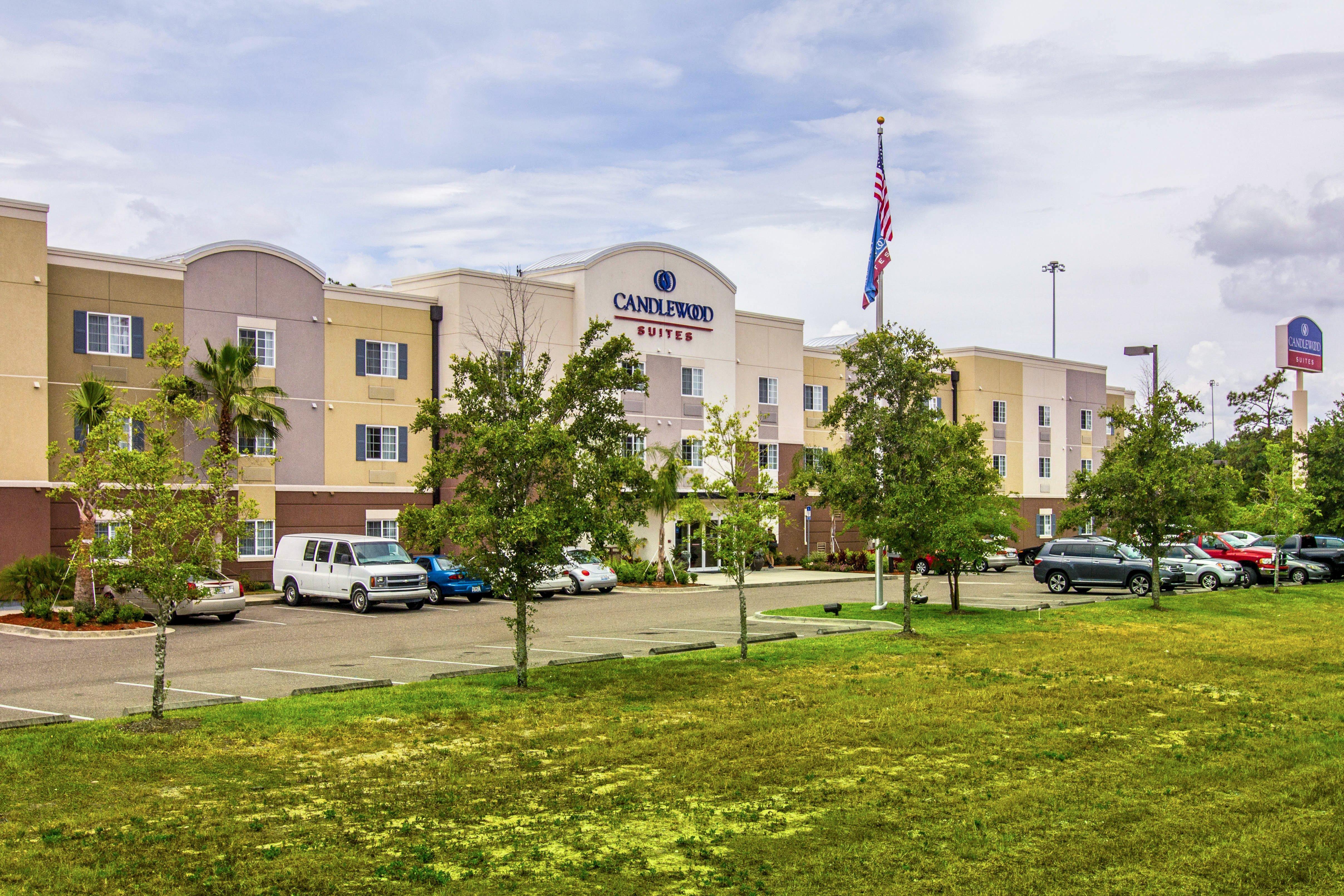 Candlewood East Merril Road By Ihg