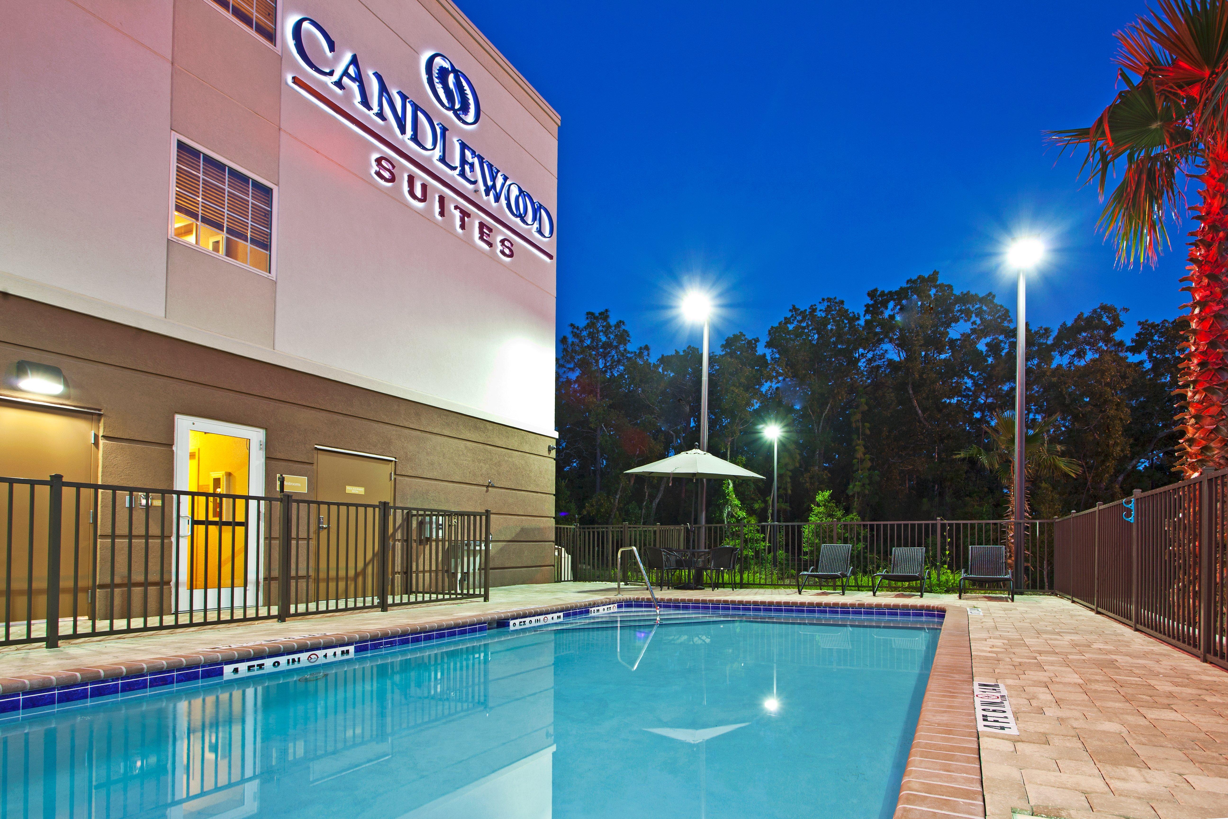 Hotel Candlewood East Merril Road By Ihg 2*