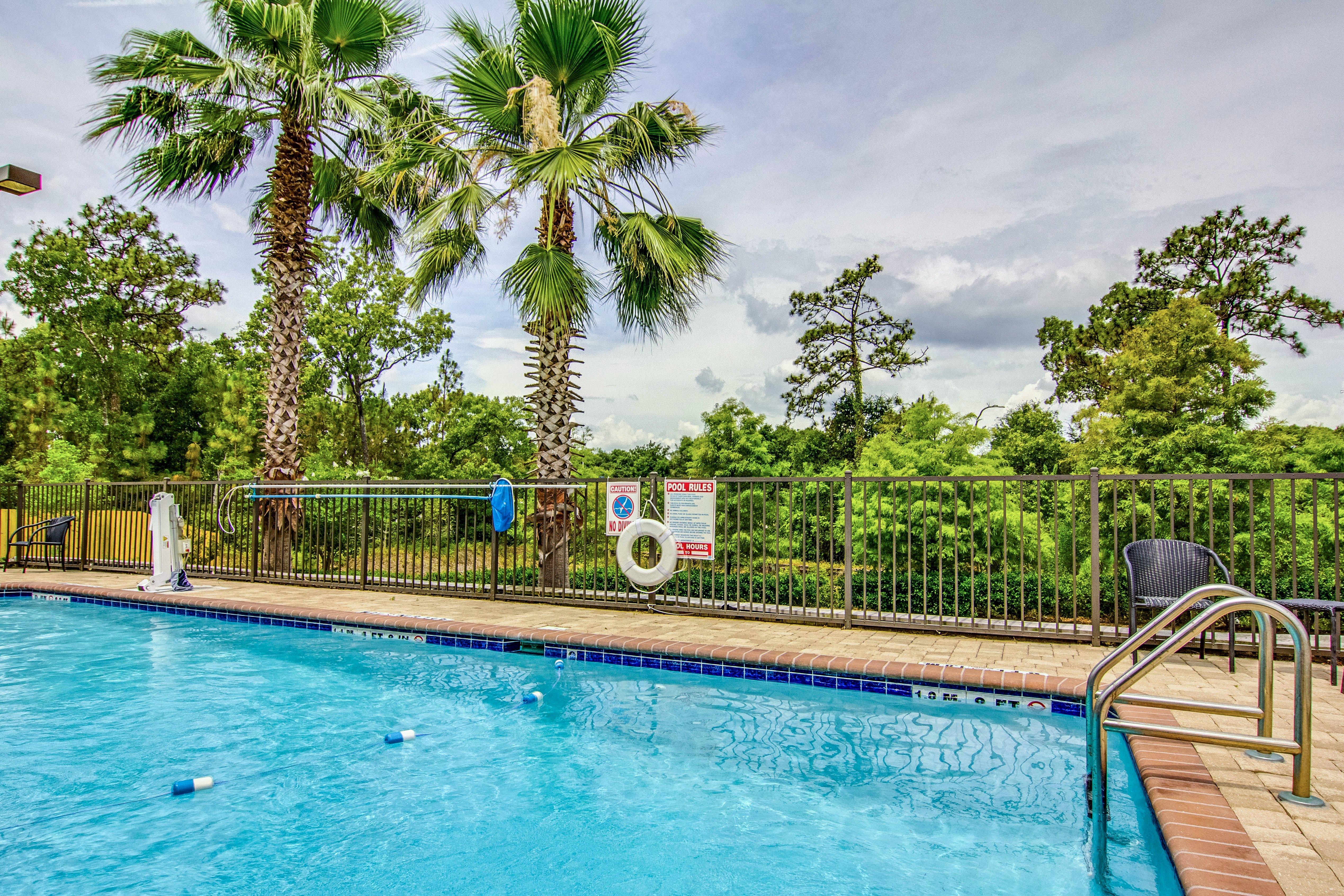 Hotel Candlewood East Merril Road By Ihg