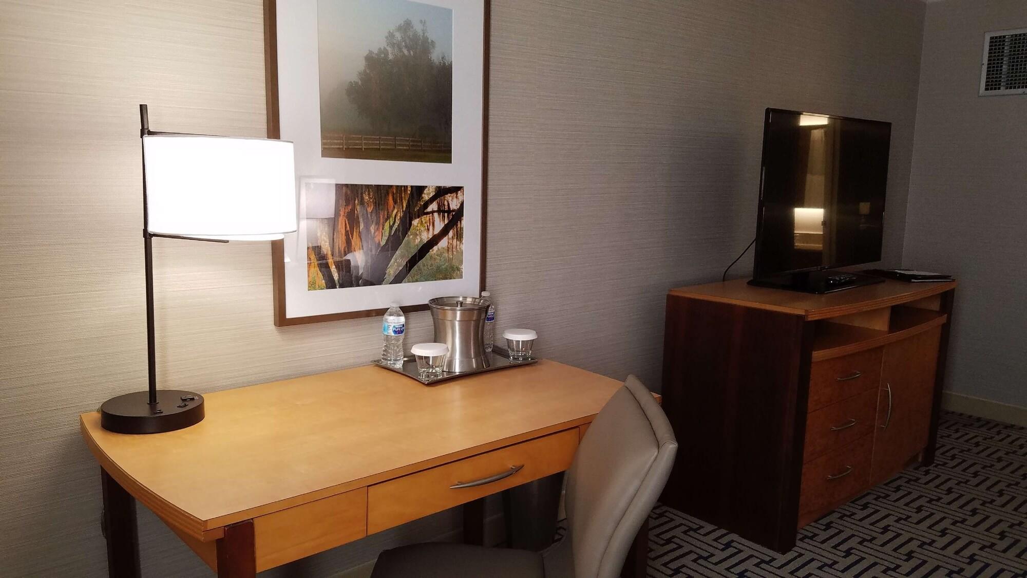 Hilton 4*