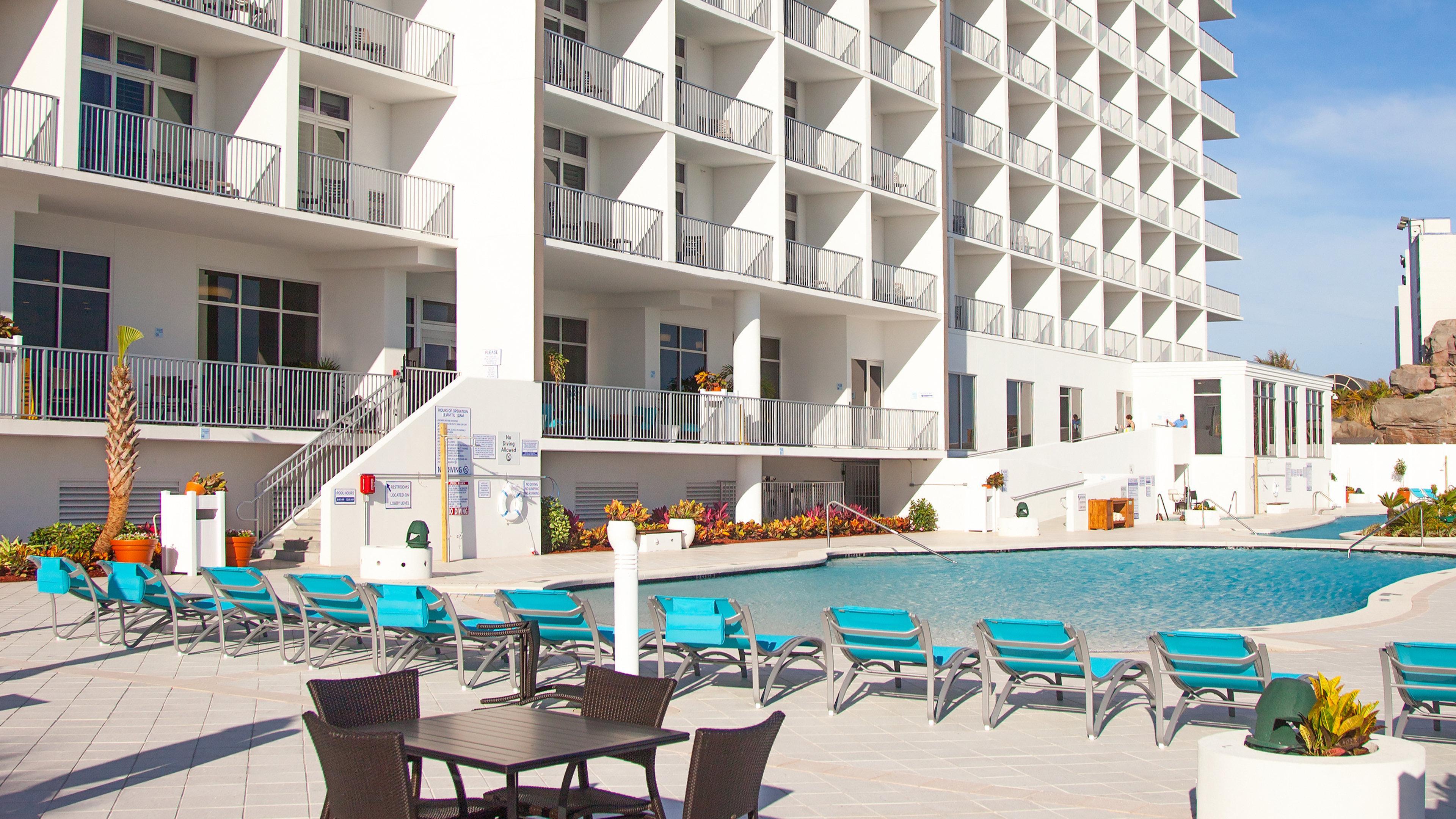 Holiday Inn Express & Suites Panama City Beach Beachfront By Ihg Resort