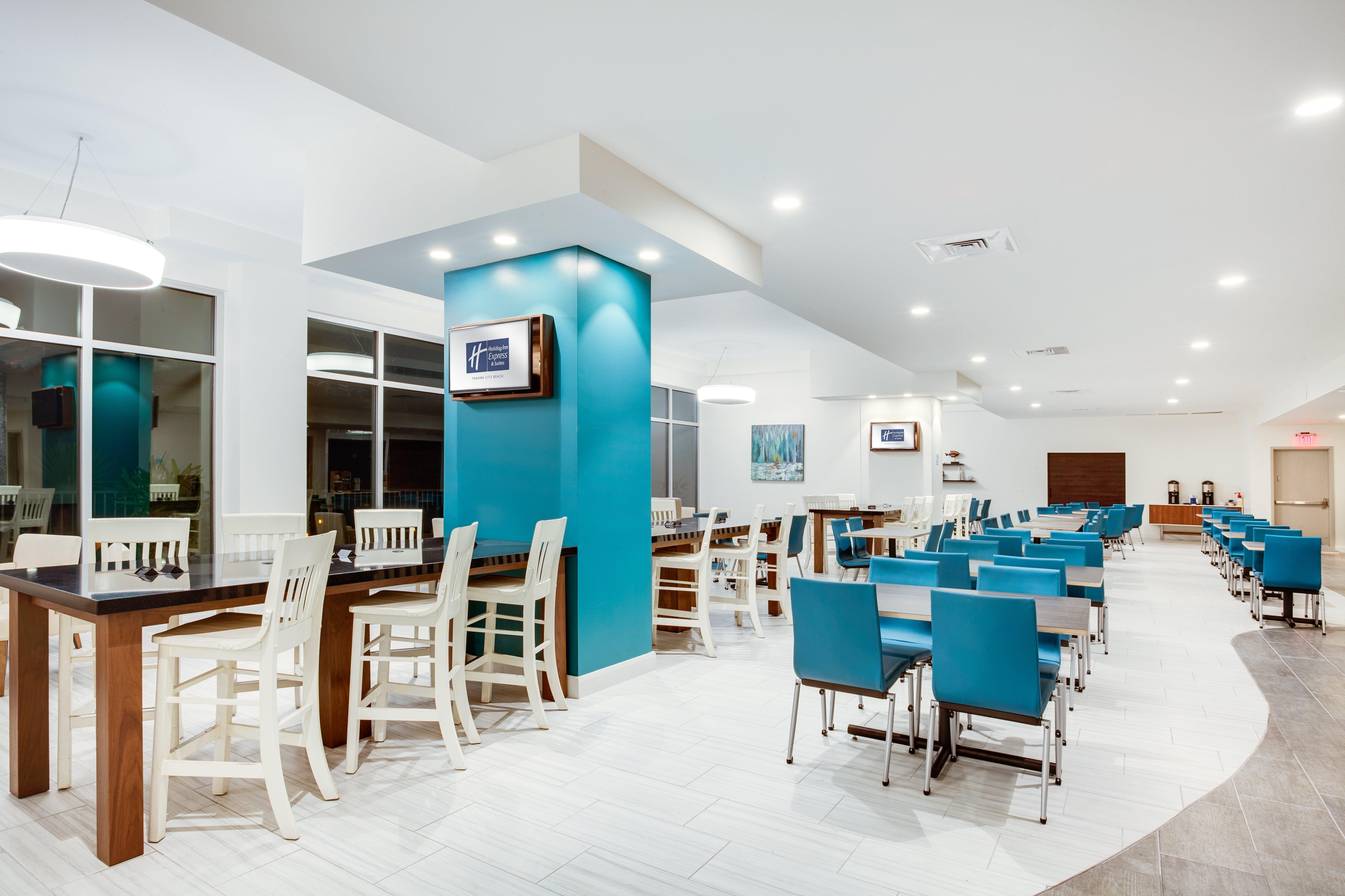 Holiday Inn Express & Suites Panama City Beach Beachfront By Ihg 3*