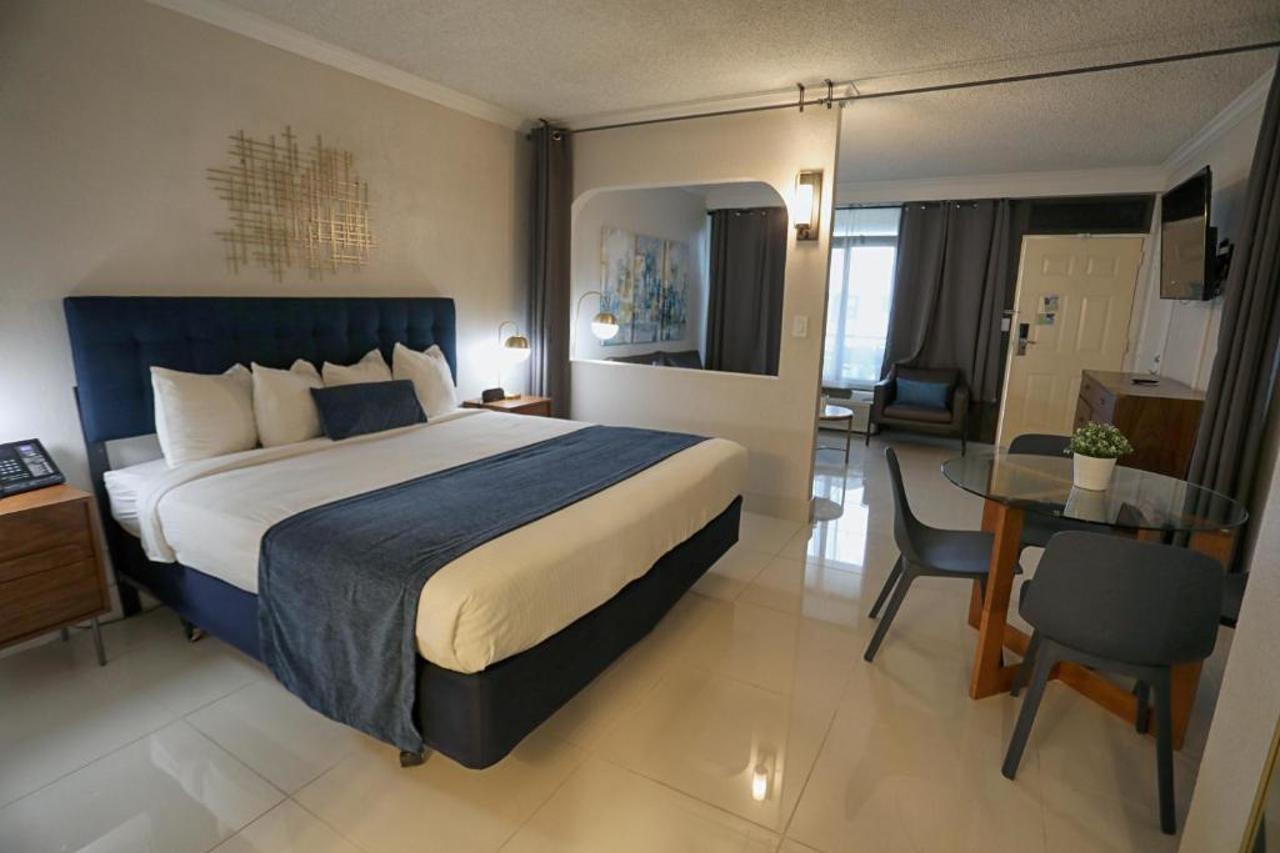 Boca Plaza 3*