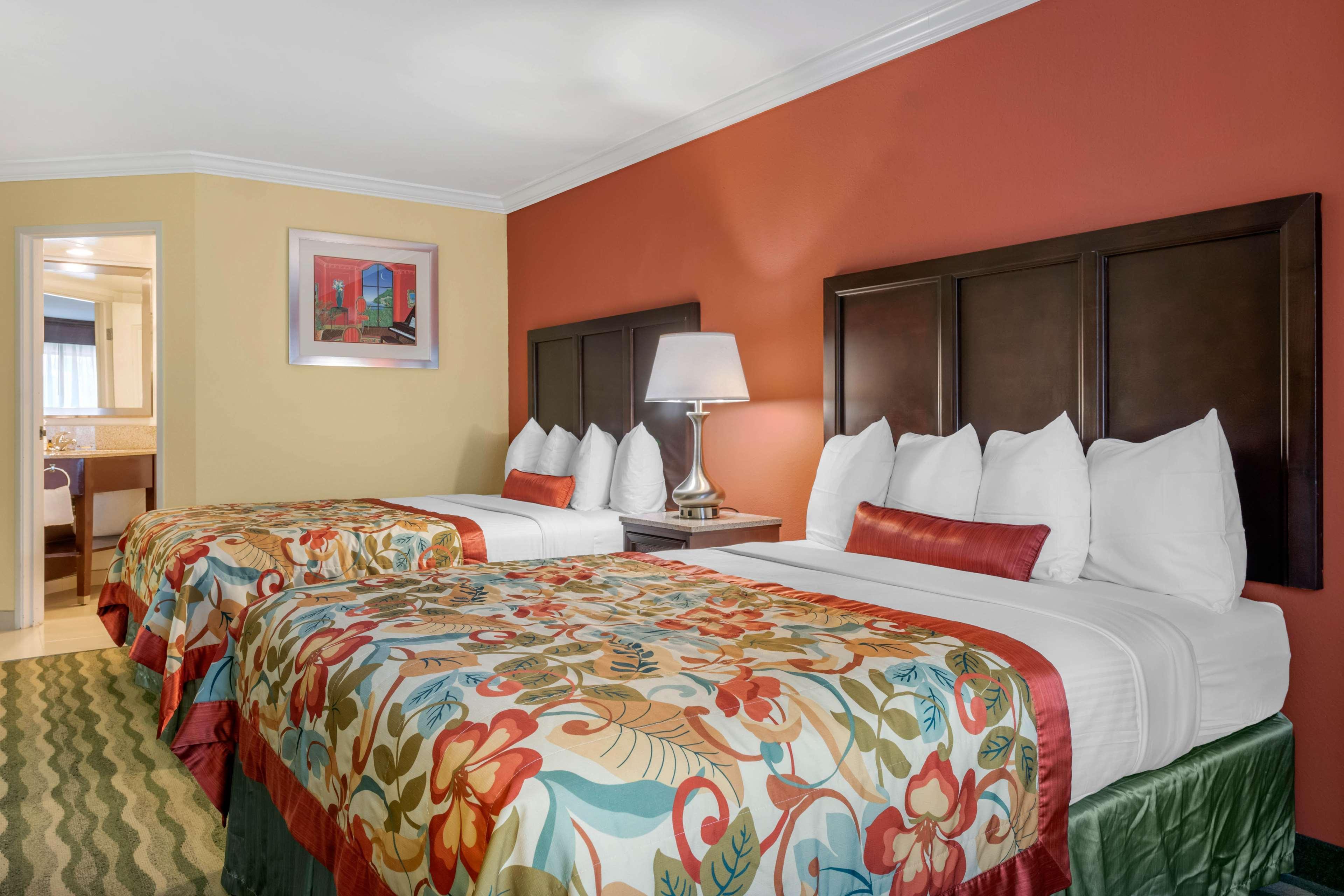 Western Palm Gardens & And Conference Ct 3*