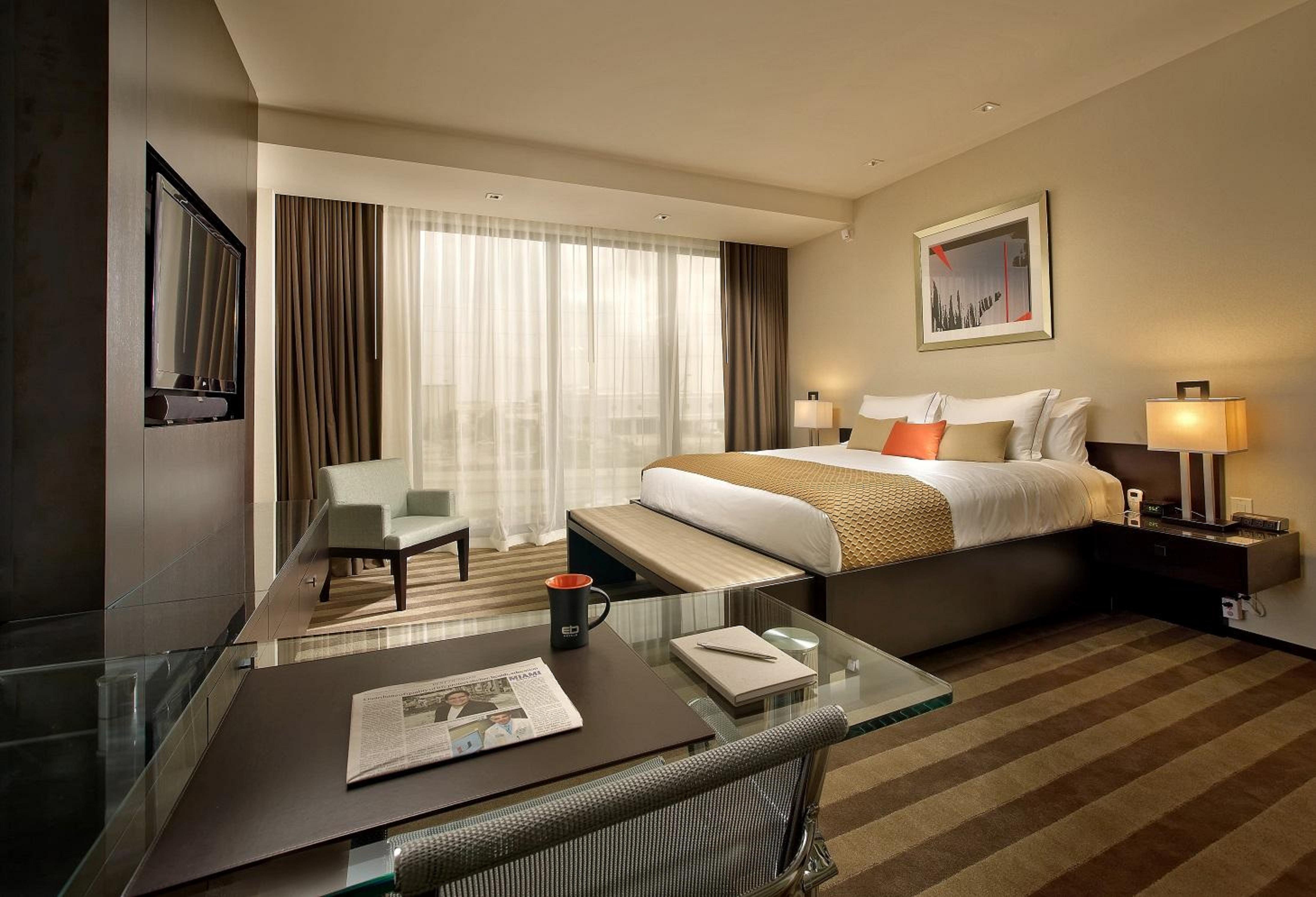 Hotel Eb Miami Airport