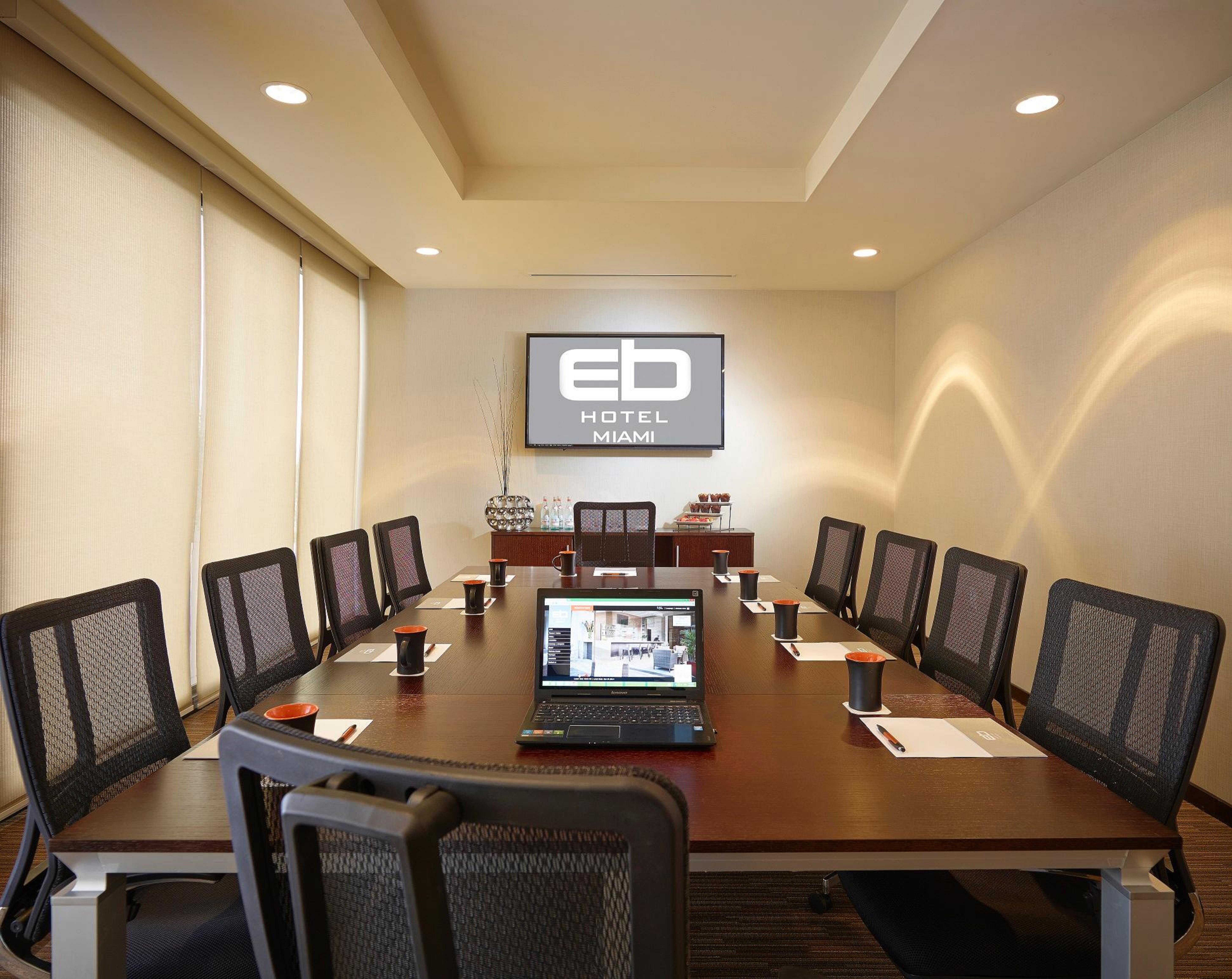 Eb Miami Airport 4*