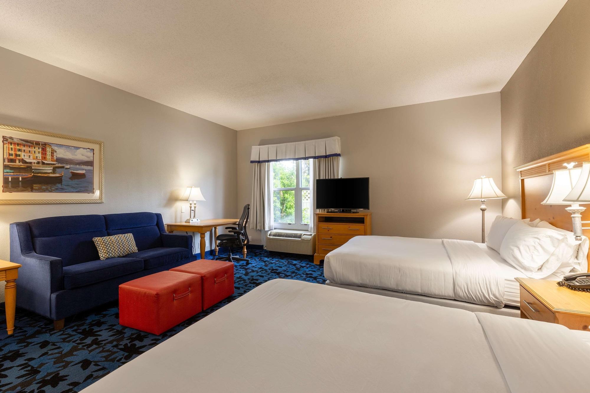 Hampton & Deerwood Park Hotel