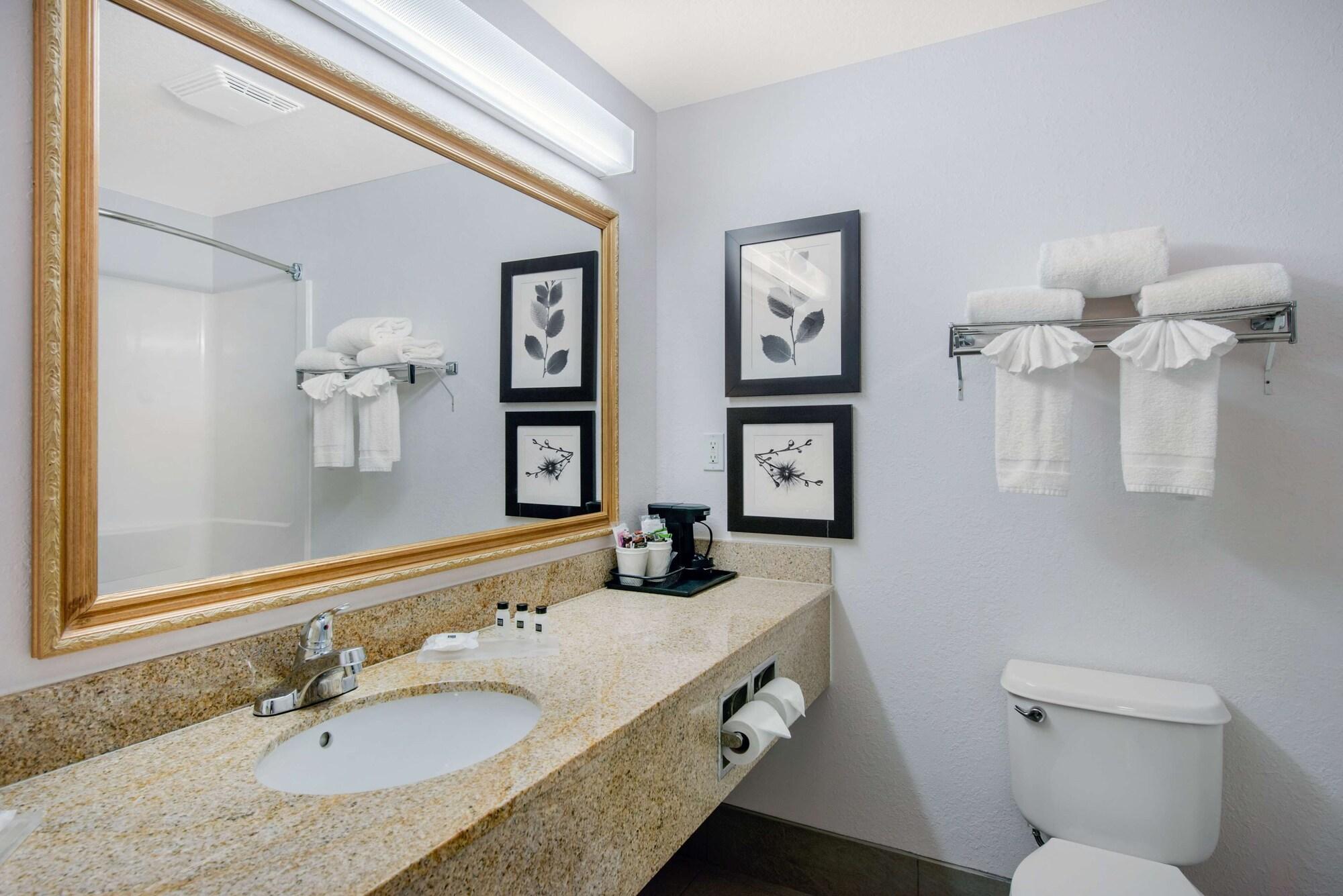 Country & By Radisson, Port Canaveral, Fl 3*
