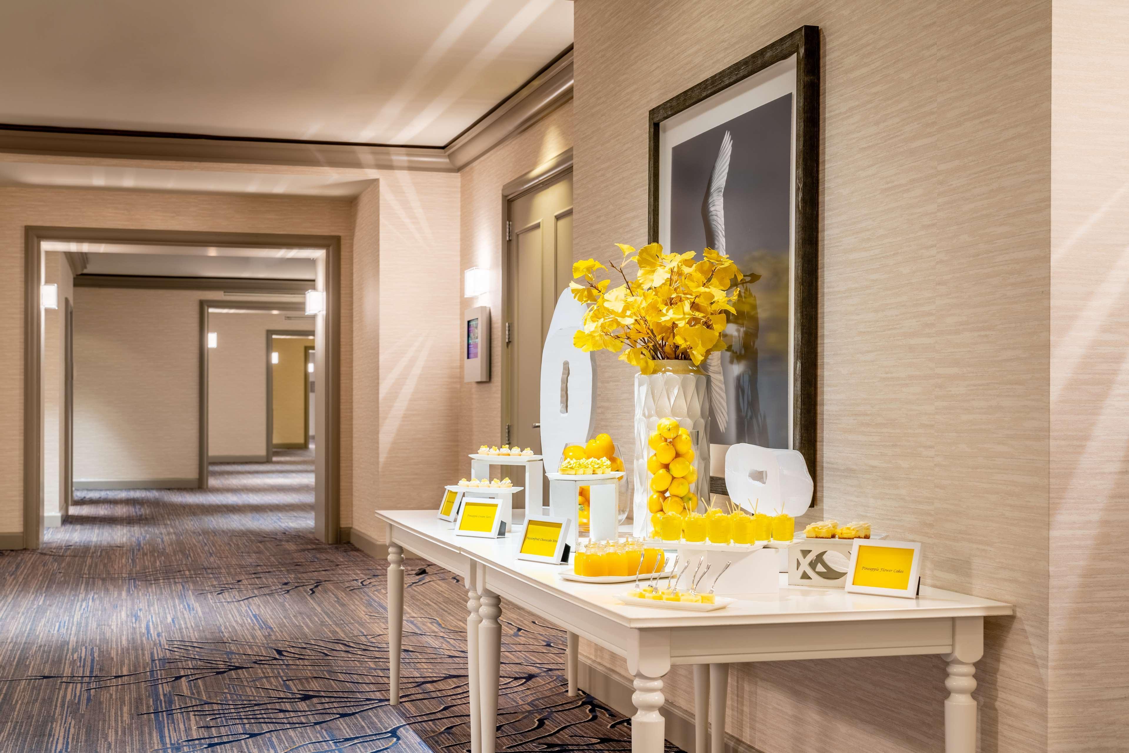 Grand Hyatt Bay Hotel