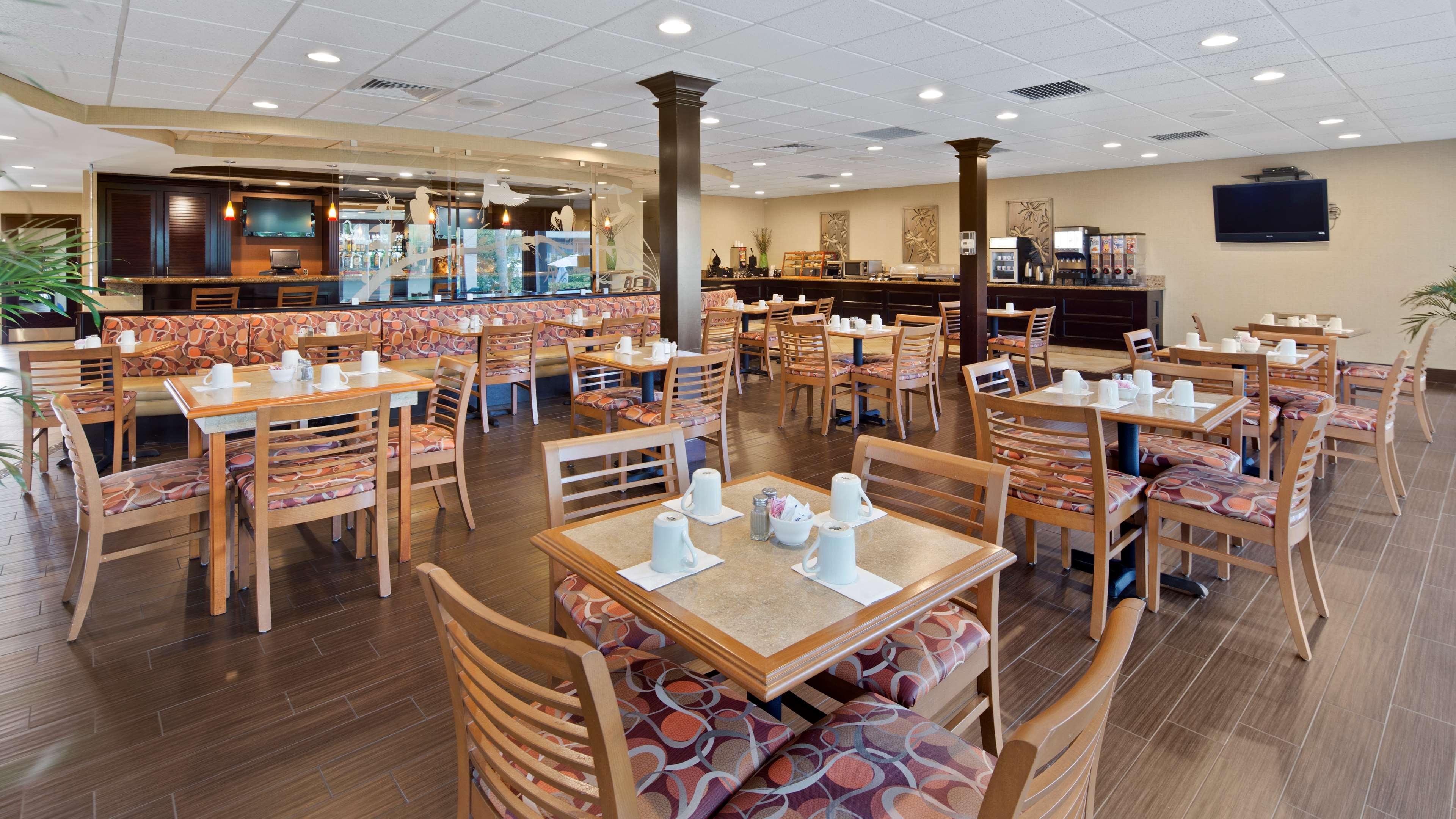 Hotel Western Downtown 3*