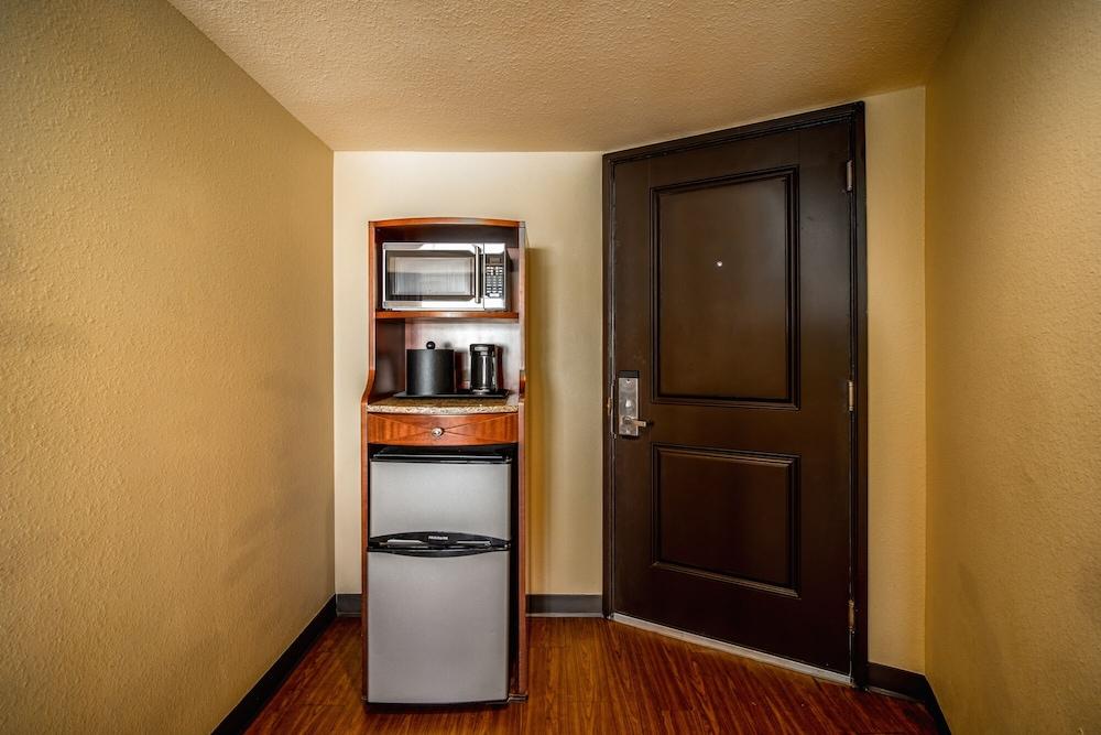Hotel La Quinta By Wyndham Cocoa Oceanfront Cocoa Beach
