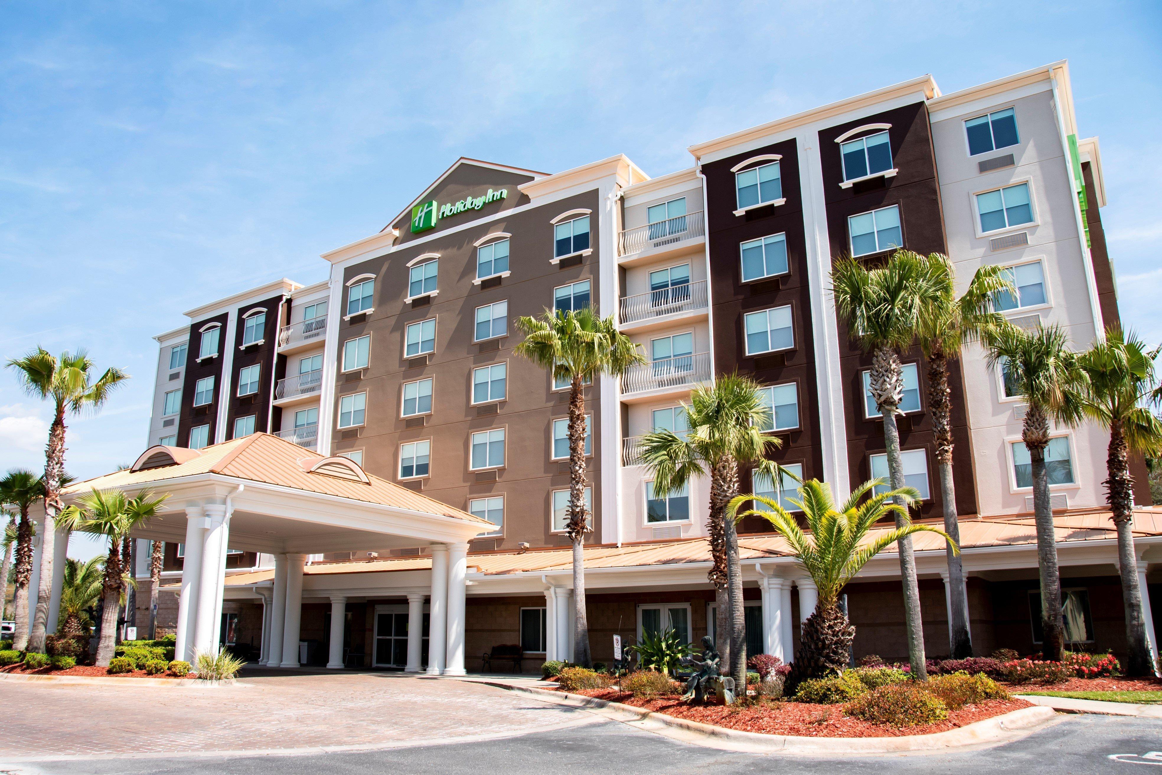 & By Ihg Hotel Lake City