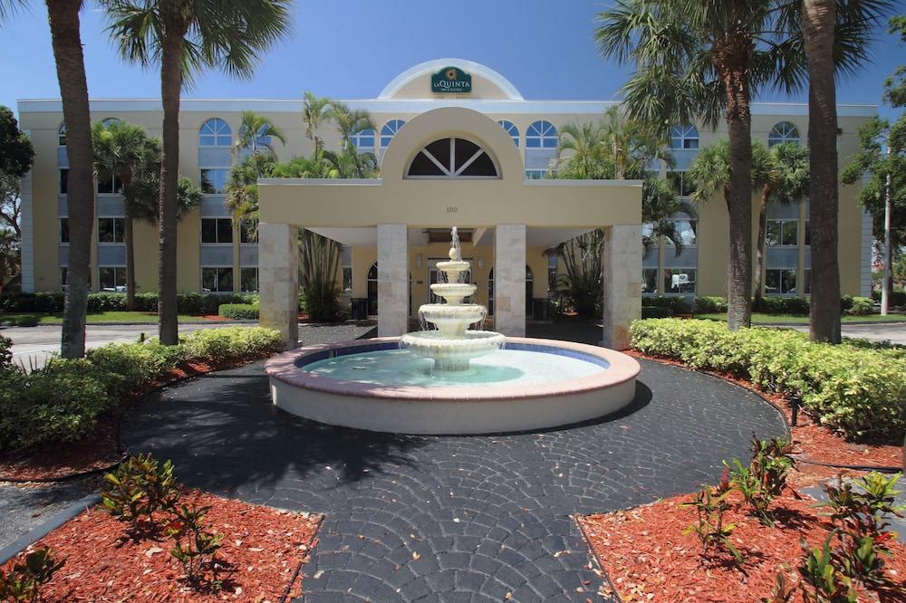 La Quinta I-95 Deerfield - Next To The Depot & Behind The Wawa Hotel Deerfield Beach