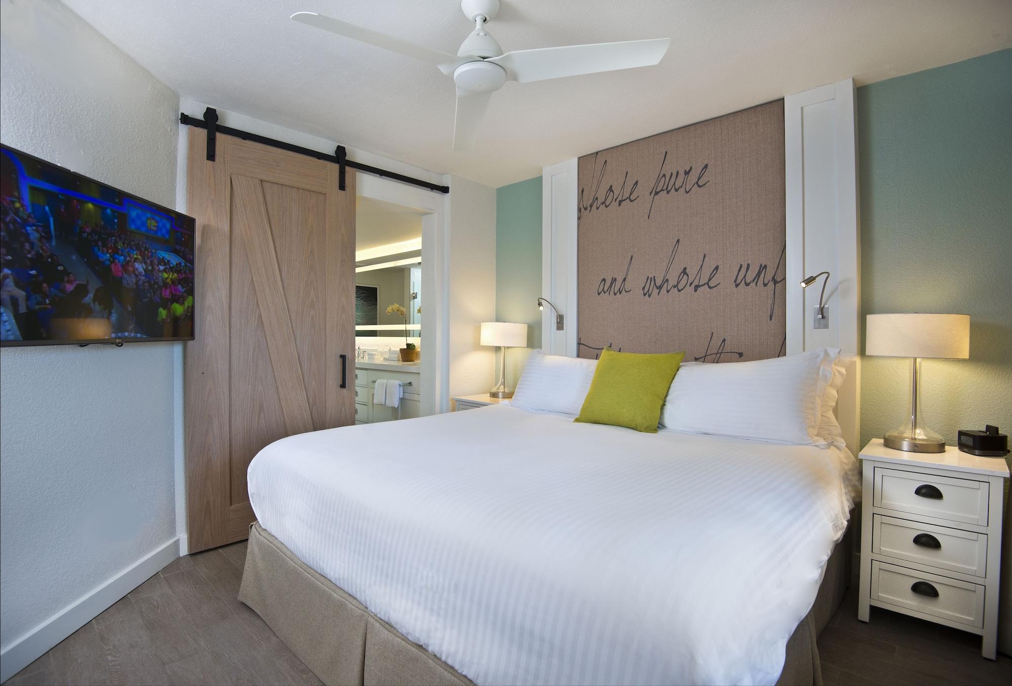 Hotel House By The Don Cesar