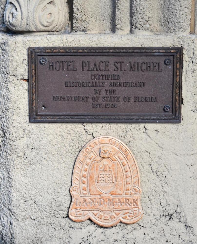 St. Michel Hotel 3*