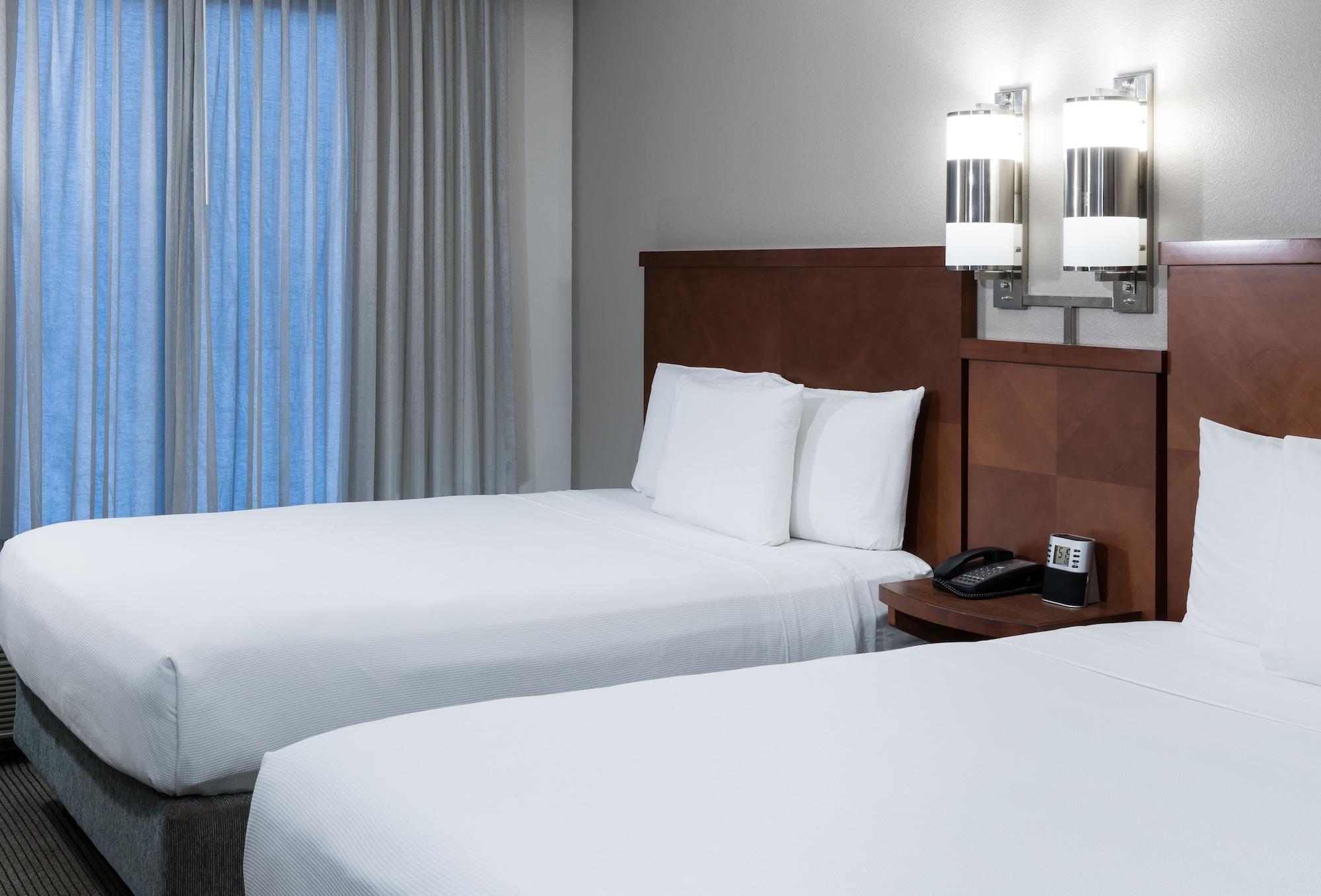 Hyatt Place Airport
