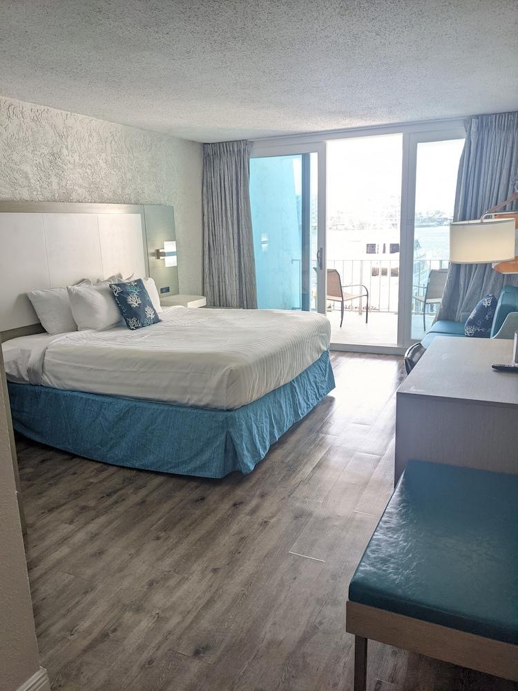 On Harbor, Ascend Collection Hotel