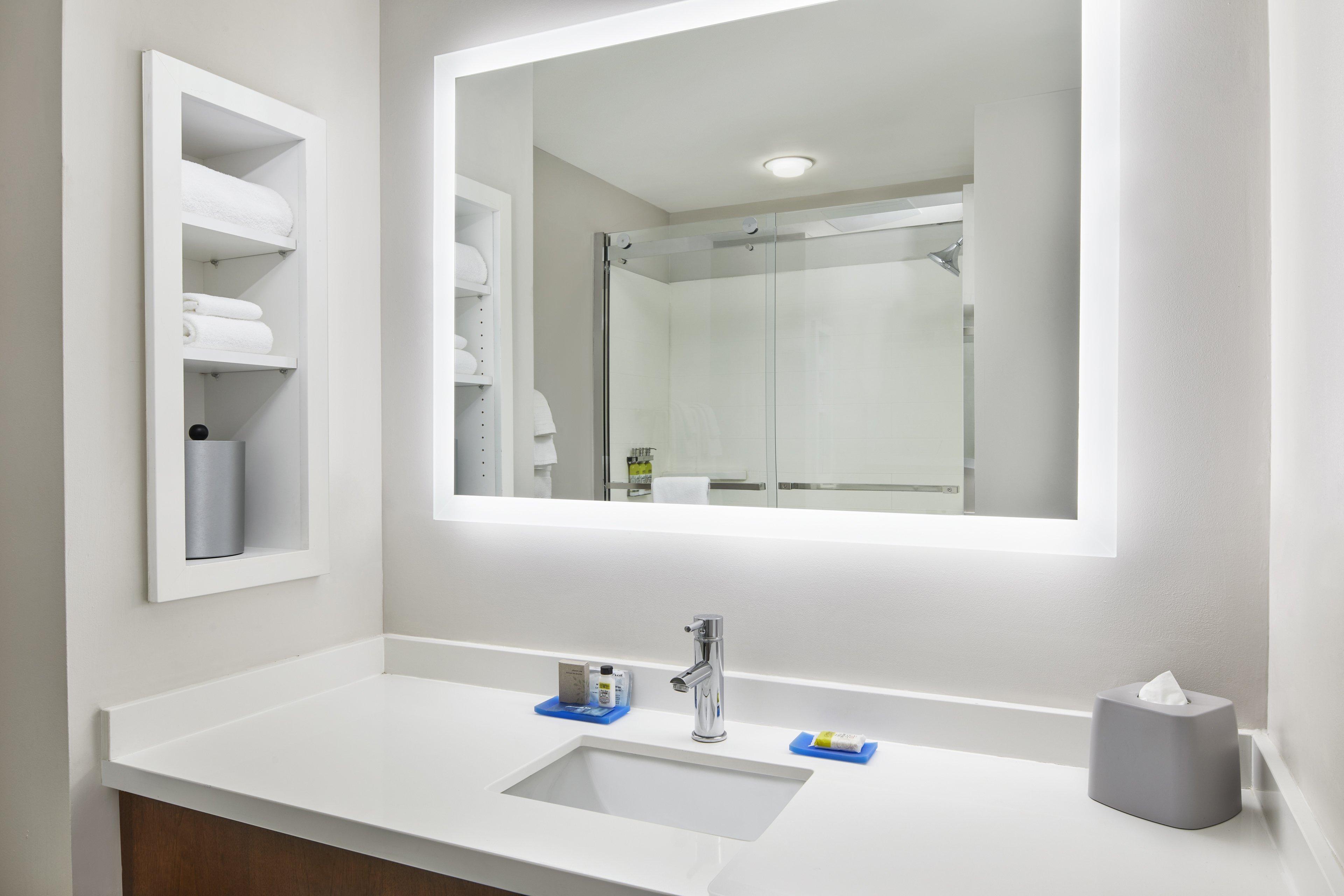 Express Northwest By Ihg Hotel 2*