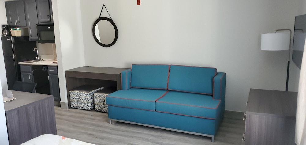 Hawthorn Extended By Wyndham Panama Upper Grand Lagoon